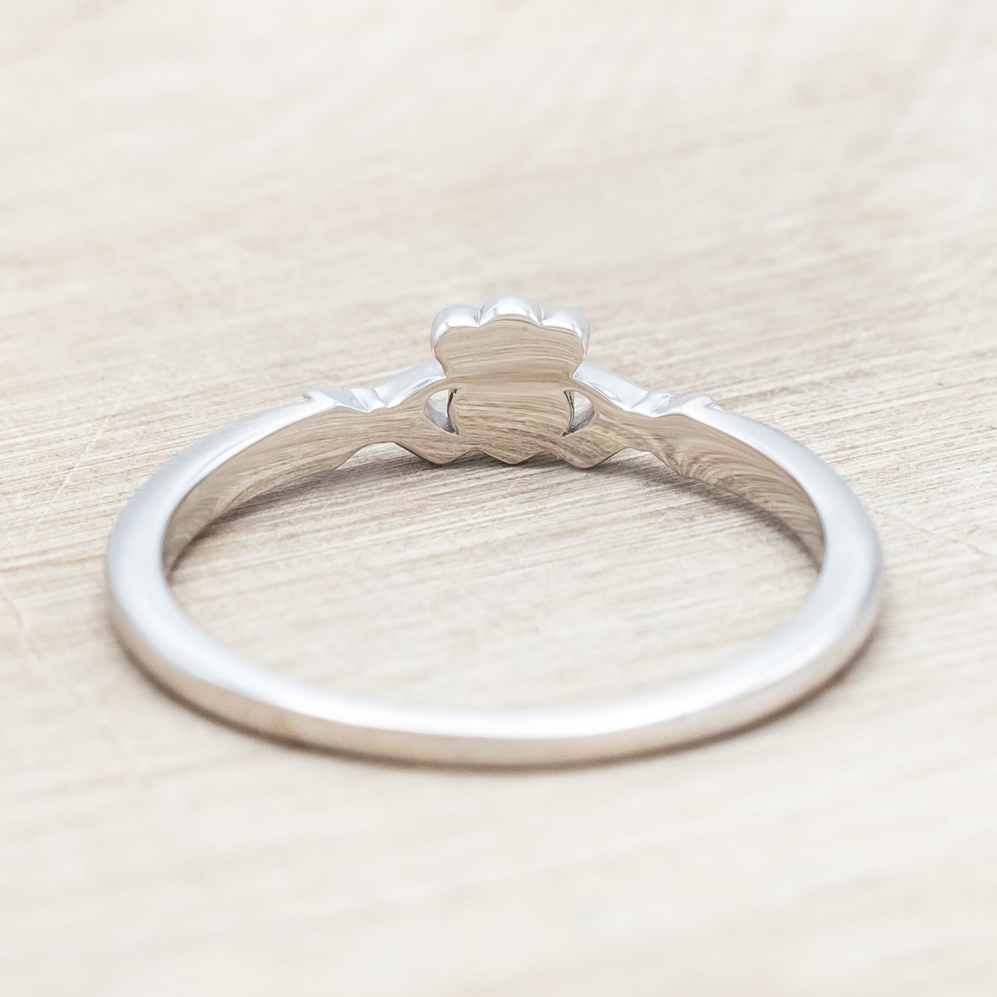 SOLID 14K GOLD CLADDAGH RING