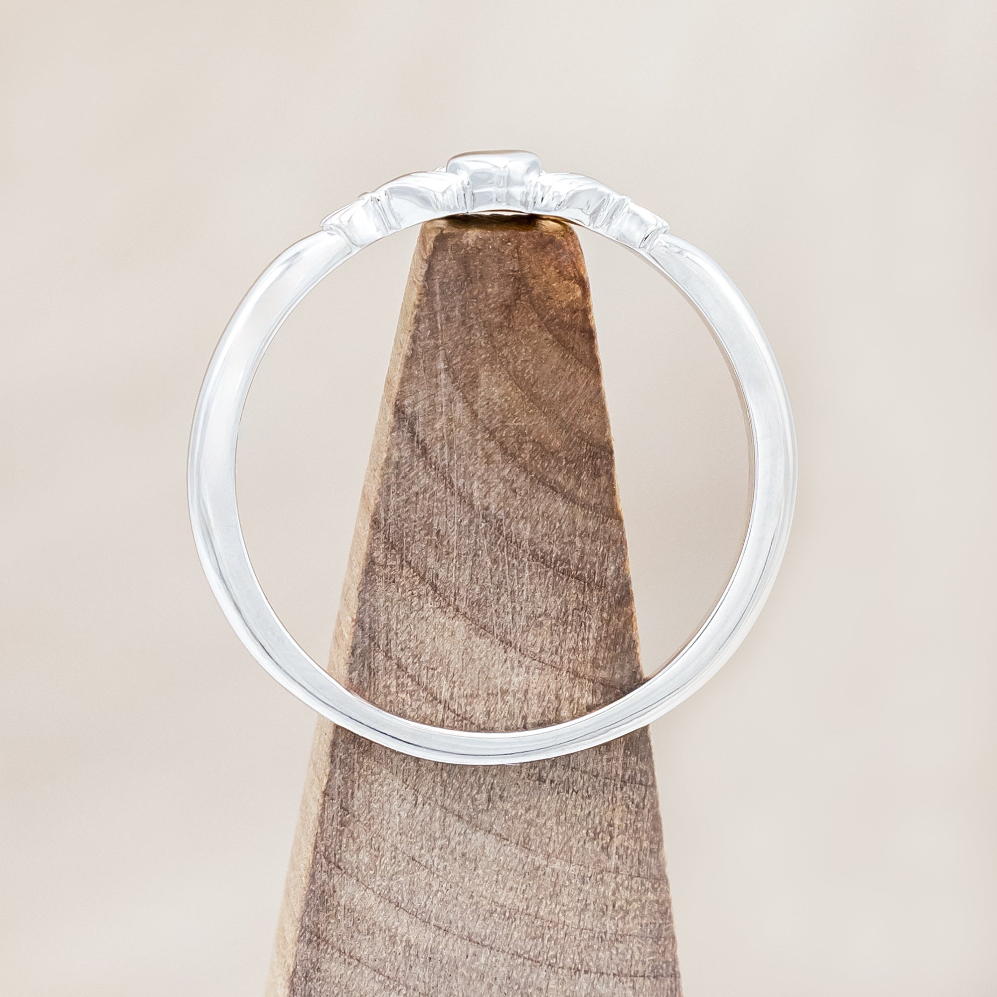 SOLID 14K GOLD CLADDAGH RING