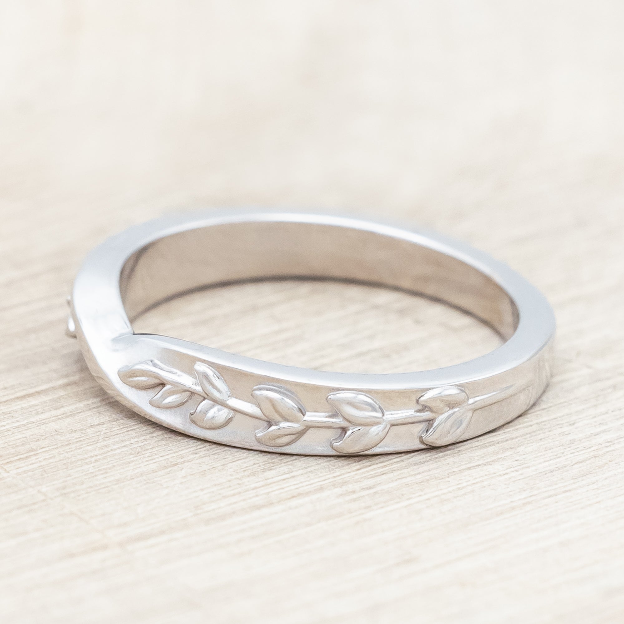 TWISTED LEAF STACKING BAND-Staghead Designs