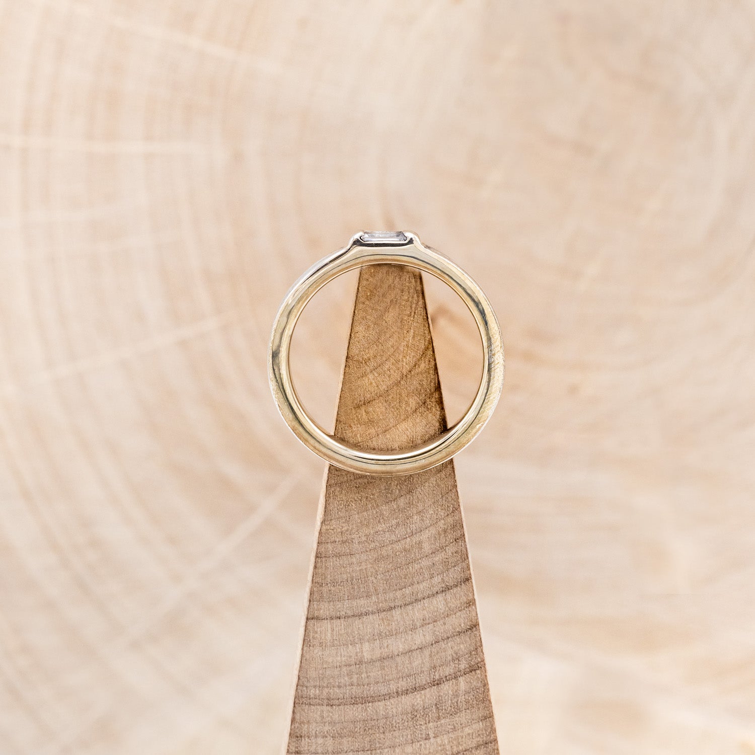 WHITE SAPPHIRE & ANTLER INLAY WEDDING BAND-12