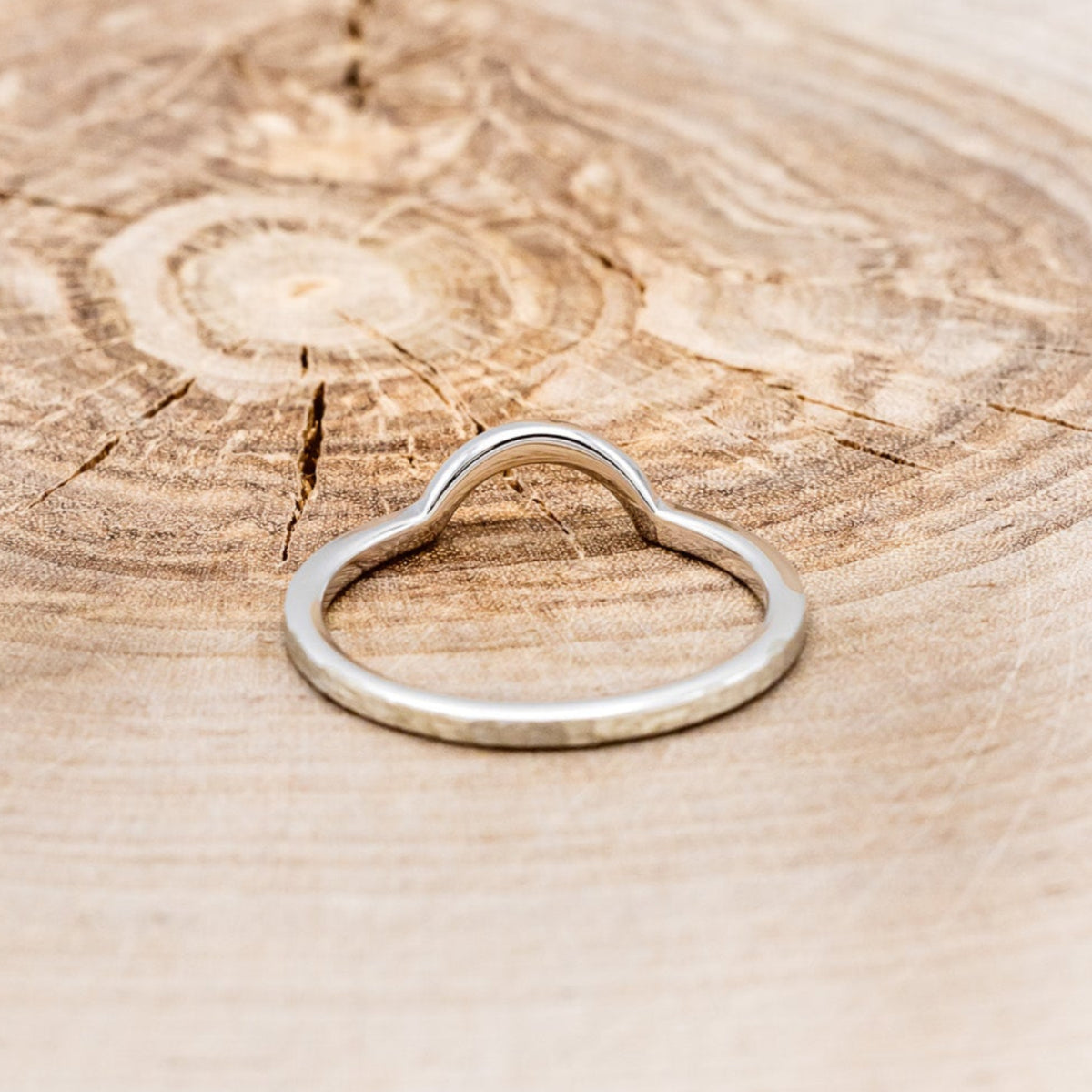 "EVELYN" - BEZEL SET MOSS AGATE SOLITAIRE ENGAGEMENT RING WITH TRACER IN A HAMMERED FINISH-17