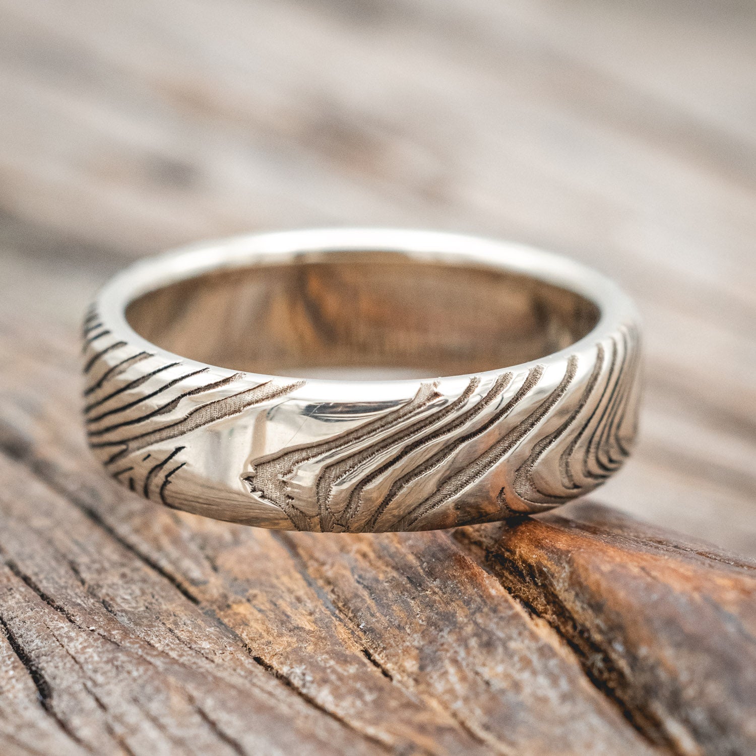 WOODGRAIN PATTERN WEDDING BAND-Staghead Designs