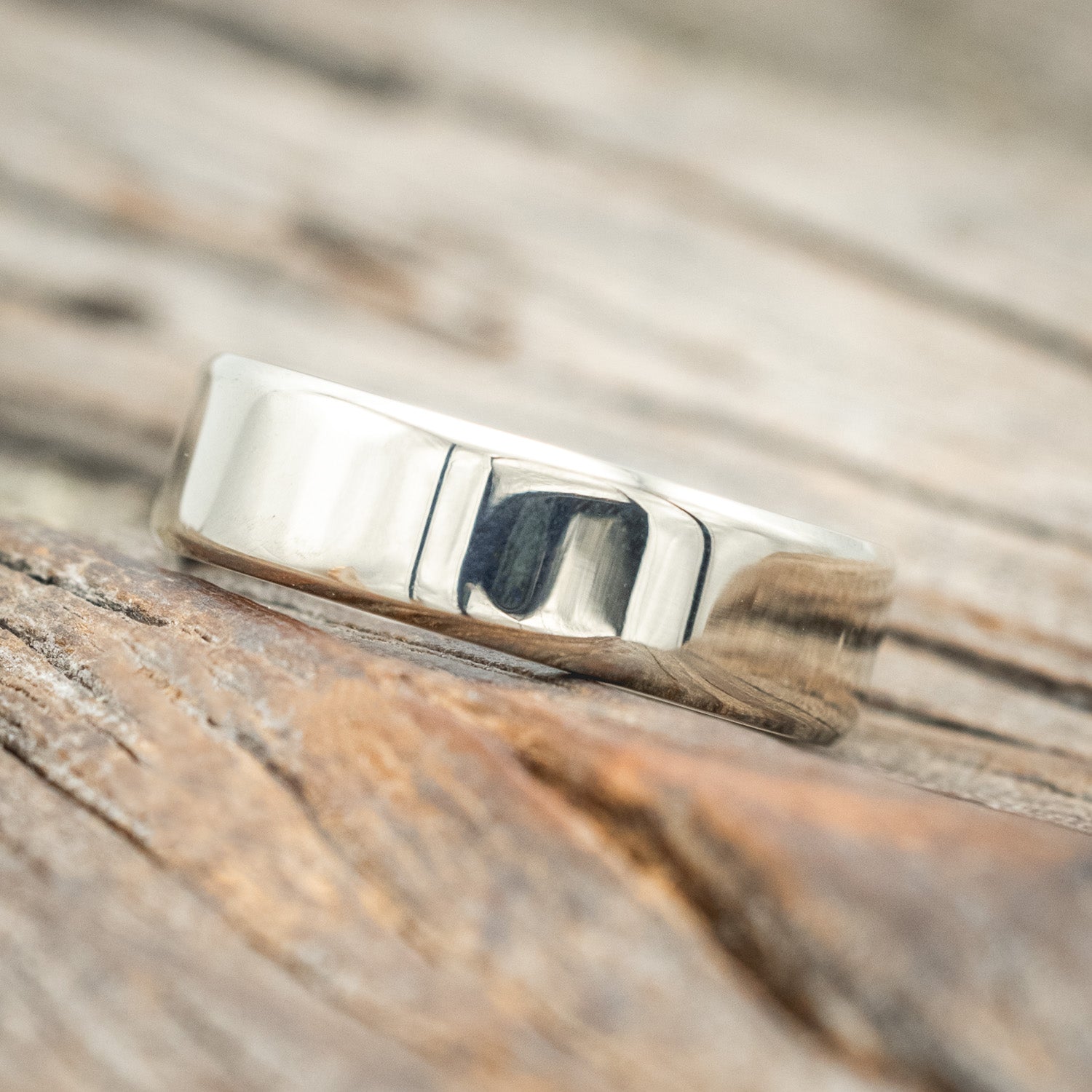 MOTHER OF PEARL LINED WEDDING RING-Staghead Designs