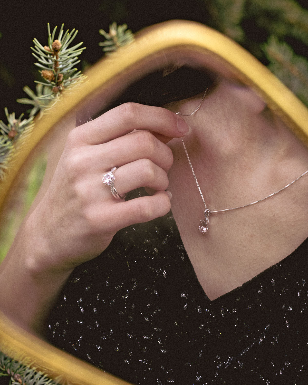 "ROSLYN" - OVAL MORGANITE & DIAMOND ACCENTS PENDANT-3