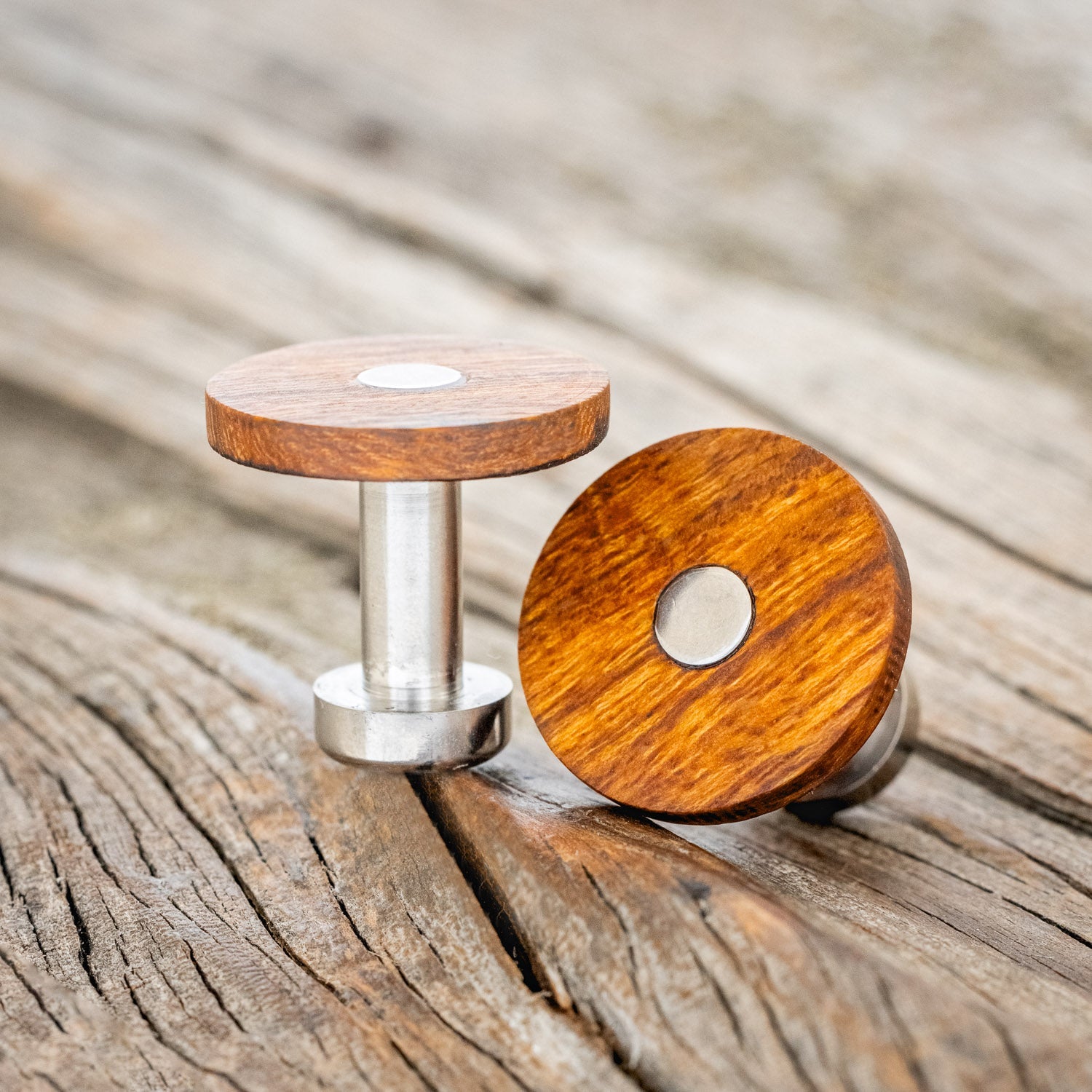 WOOD TOPPED CUFFLINKS W/ TITANIUM BASES-1