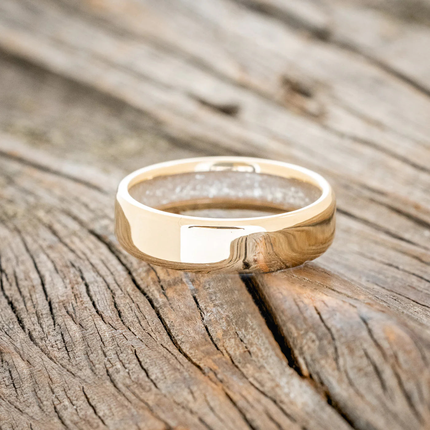 DIAMOND DUST LINED WEDDING BAND - 14K YELLOW GOLD - SIZE 8 3/4-Staghead Designs