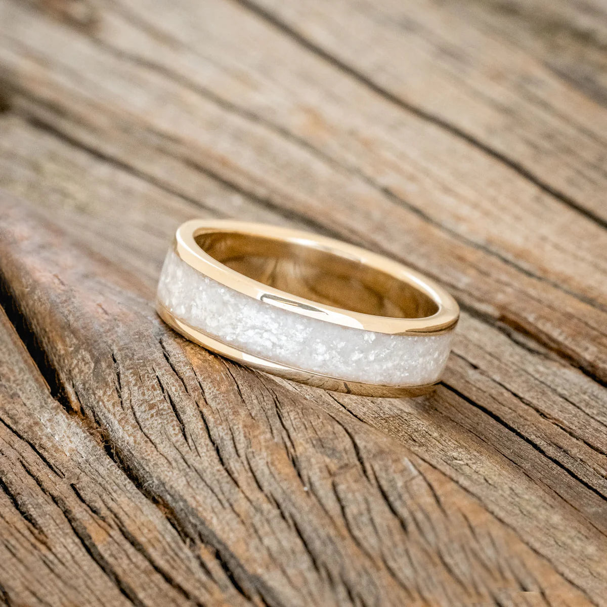"RAINIER" - DIAMOND DUST WEDDING RING - 14K YELLOW GOLD (6MM) - SIZE 10-Staghead Designs