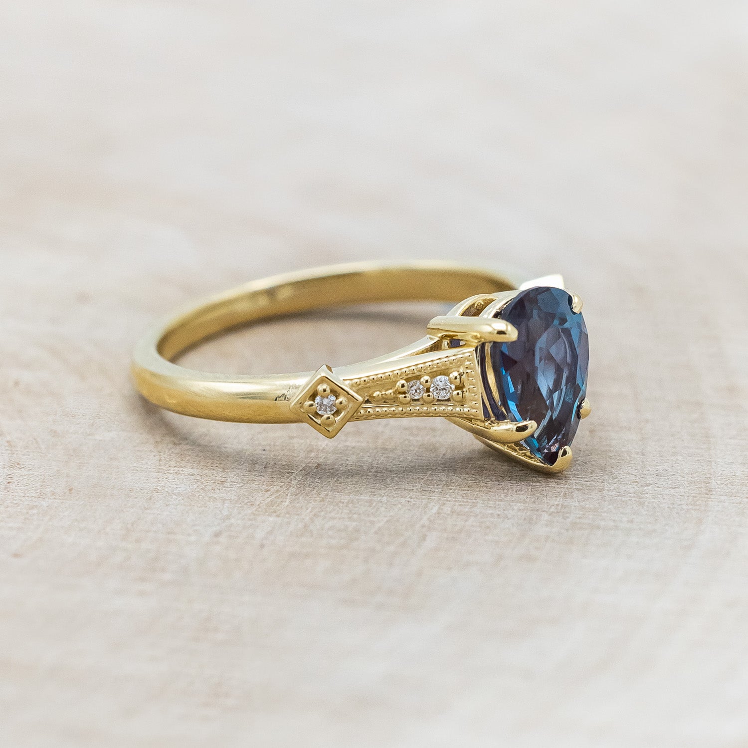 "ANNORA" - PEAR SHAPED LAB-GROWN ALEXANDRITE ENGAGEMENT RING WITH DIAMOND ACCENTS-Staghead Designs