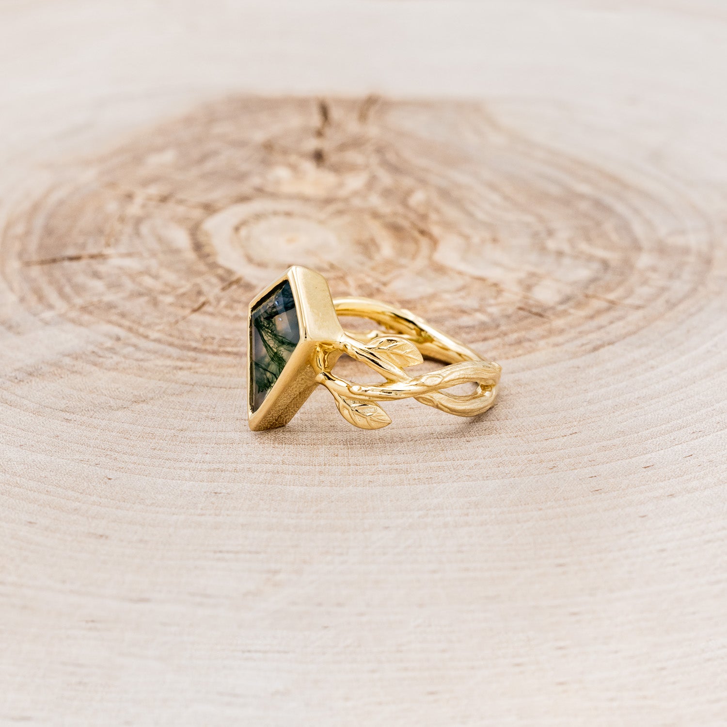 "ARTEMIS ON THE VINE" - BEZEL SET KITE CUT MOSS AGATE ENGAGEMENT RING-3