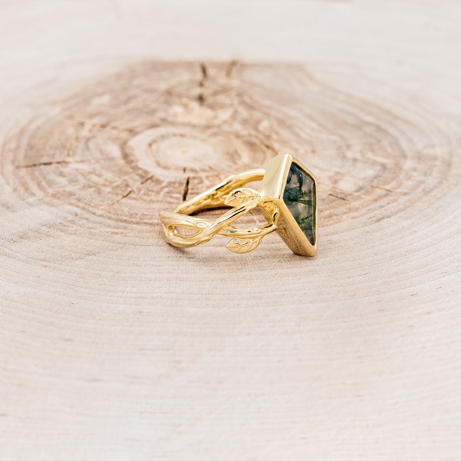 "ARTEMIS ON THE VINE" - BEZEL SET KITE CUT MOSS AGATE ENGAGEMENT RING-2