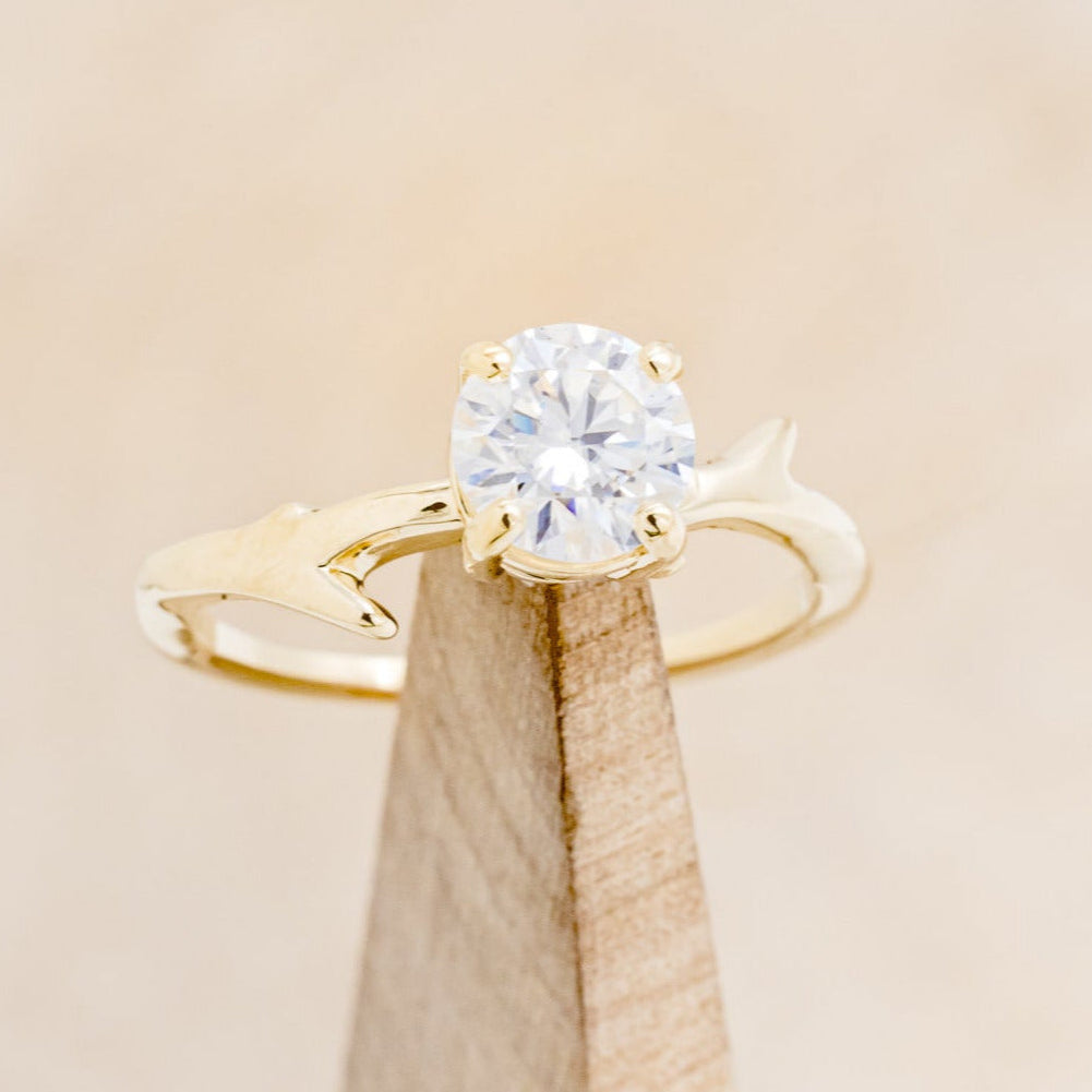 "ARTEMIS" - ROUND MOISSANITE ENGAGEMENT RING WITH AN ANTLER STYLE STACKING BAND-34