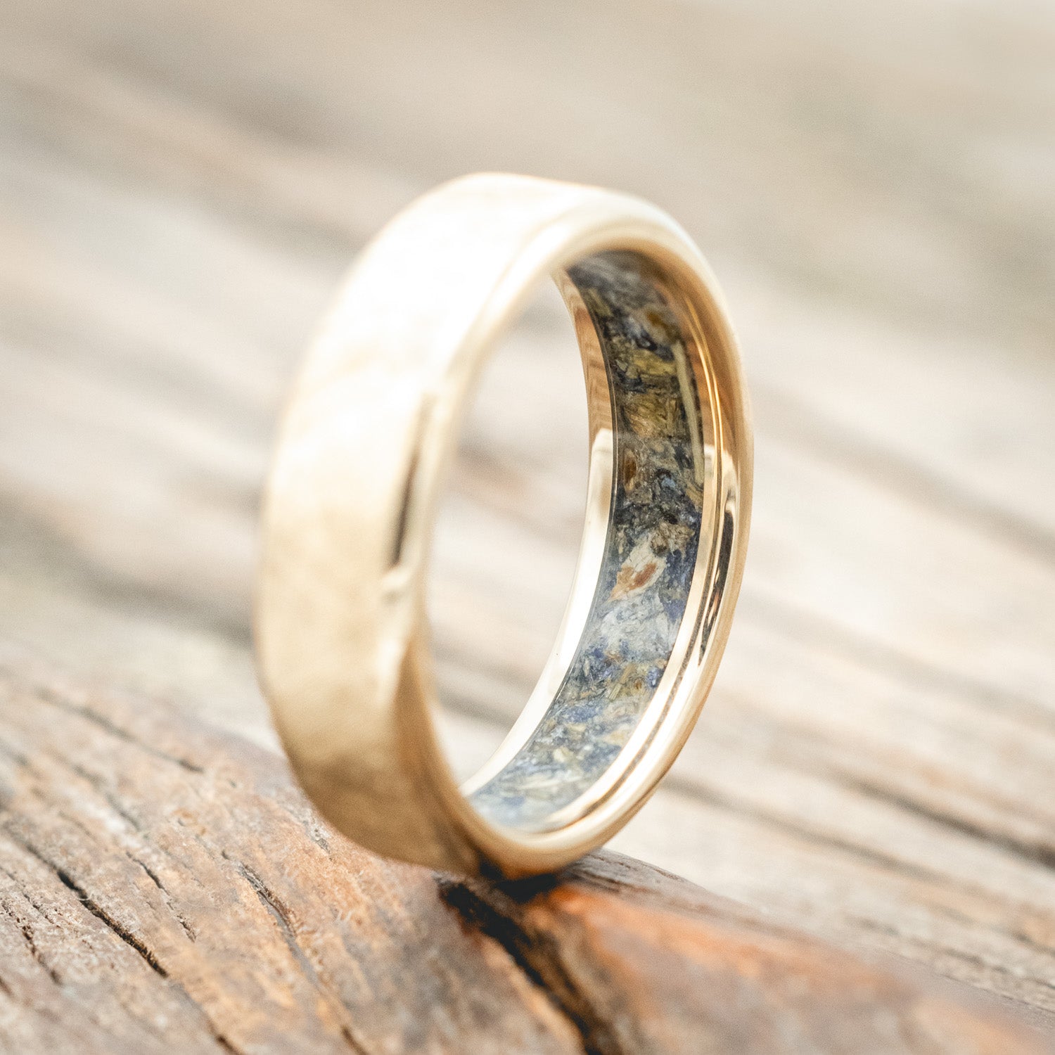 BLUEBELL LINED RING WITH A FLORENTINE FINISH-Staghead Designs