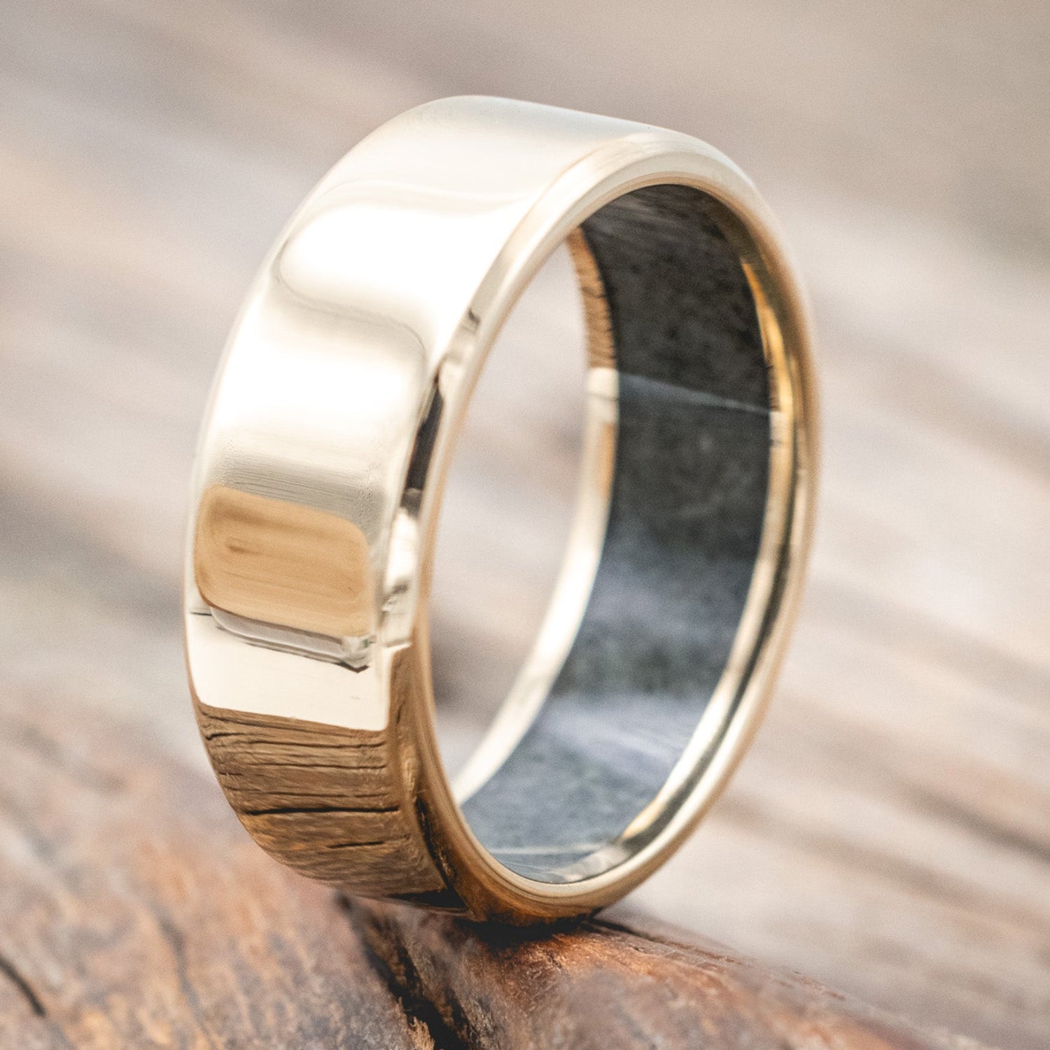 CRUSHED MOSS AGATE LINED WEDDING BAND-Staghead Designs