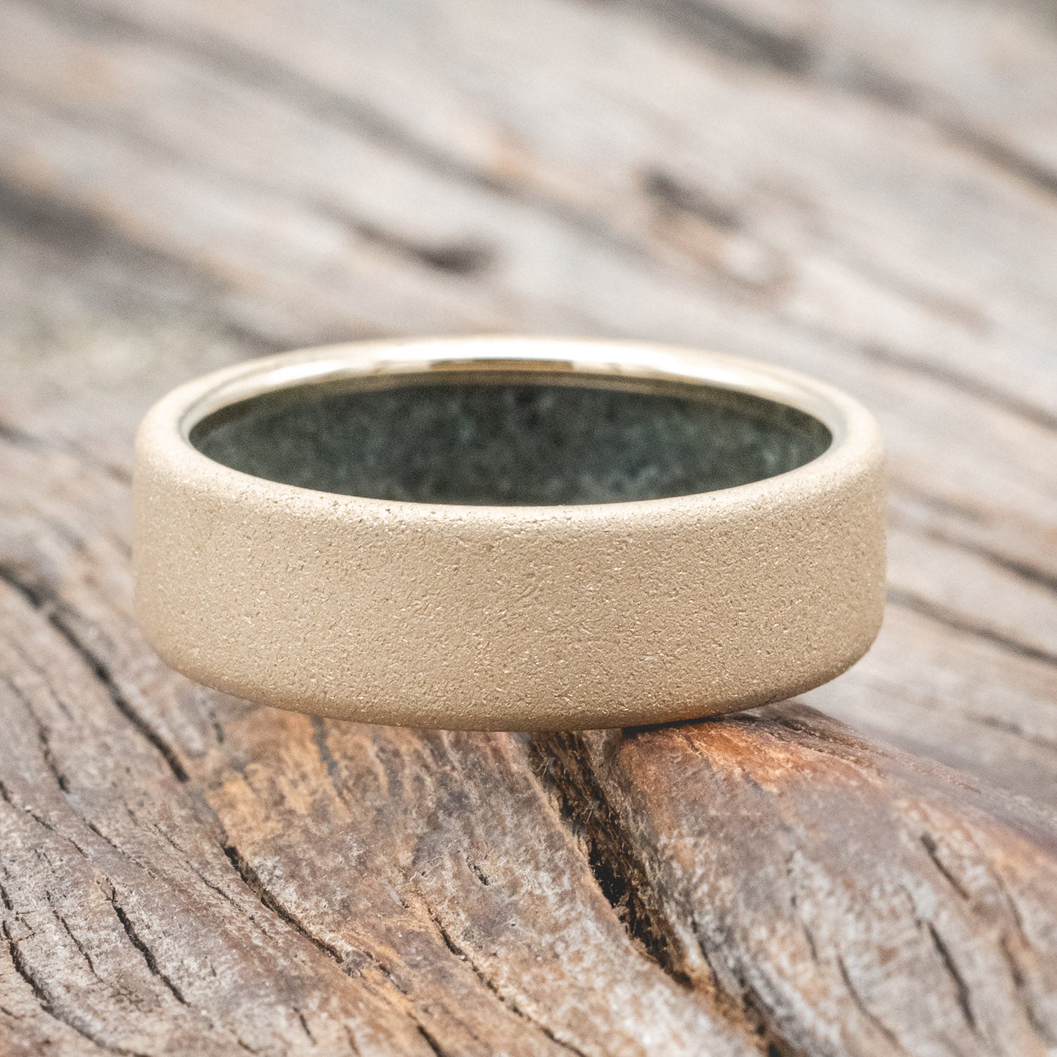 CRUSHED MOSS AGATE LINED WEDDING BAND WITH A SANDBLASTED FINISH-Staghead Designs