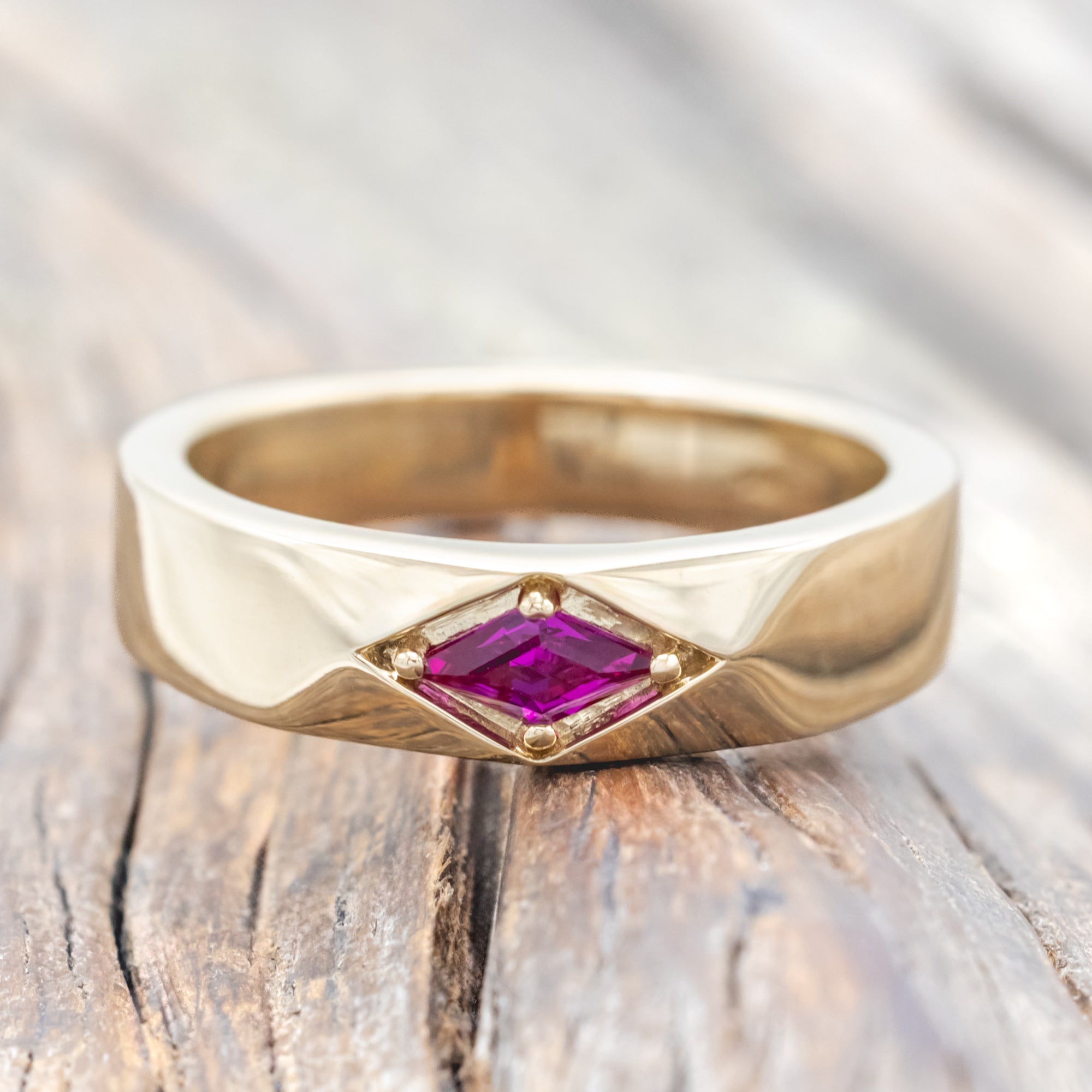 "EDWARD" - MEN'S LOZENGE CUT WEDDING RING-Staghead Designs