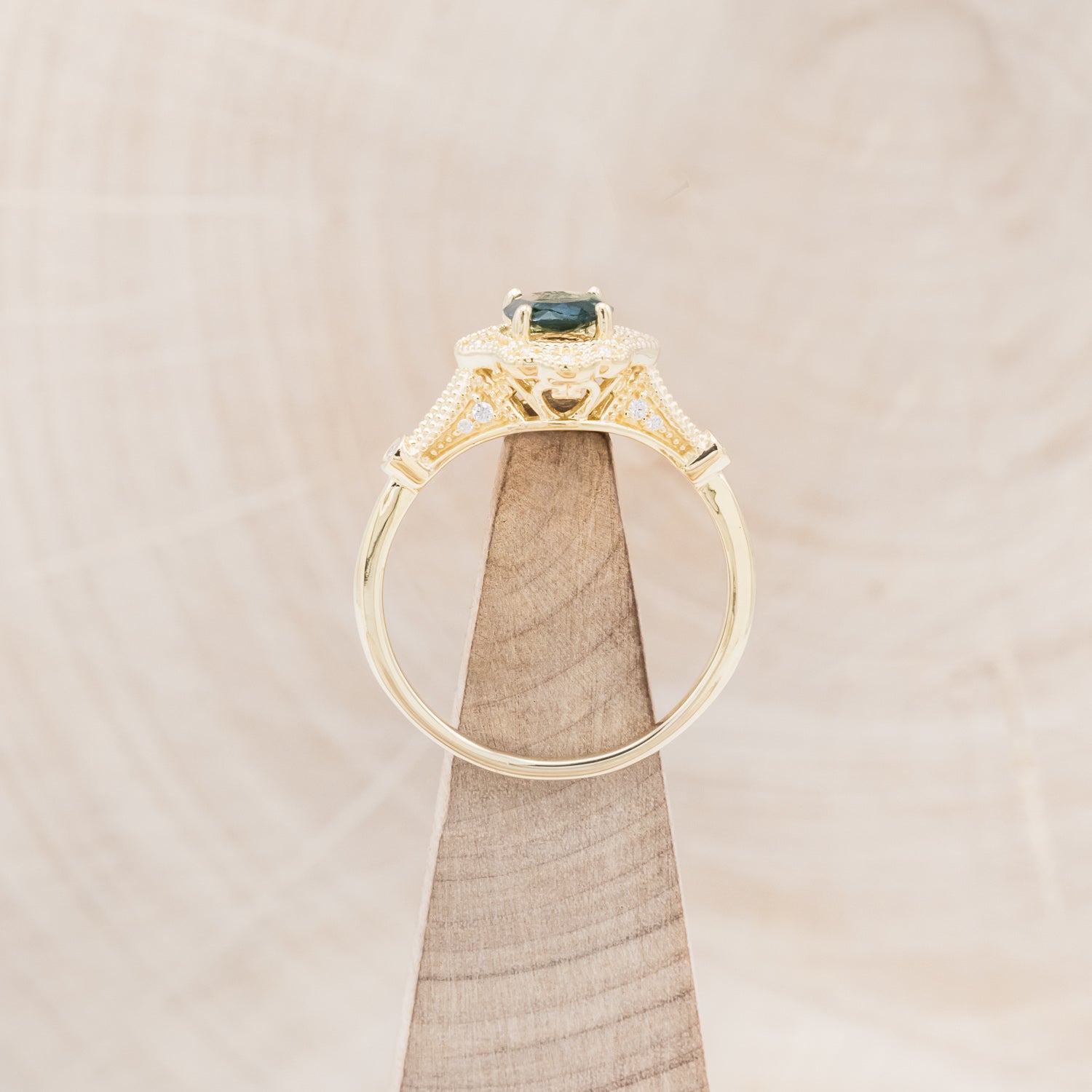 "EILEEN" - ROUND CUT MOSS AGATE ENGAGEMENT RING WITH DIAMOND ACCENTS & TRACER-30