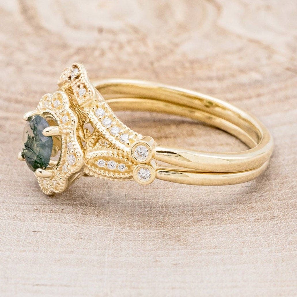 "EILEEN" - ROUND CUT MOSS AGATE ENGAGEMENT RING WITH DIAMOND ACCENTS & TRACER-21