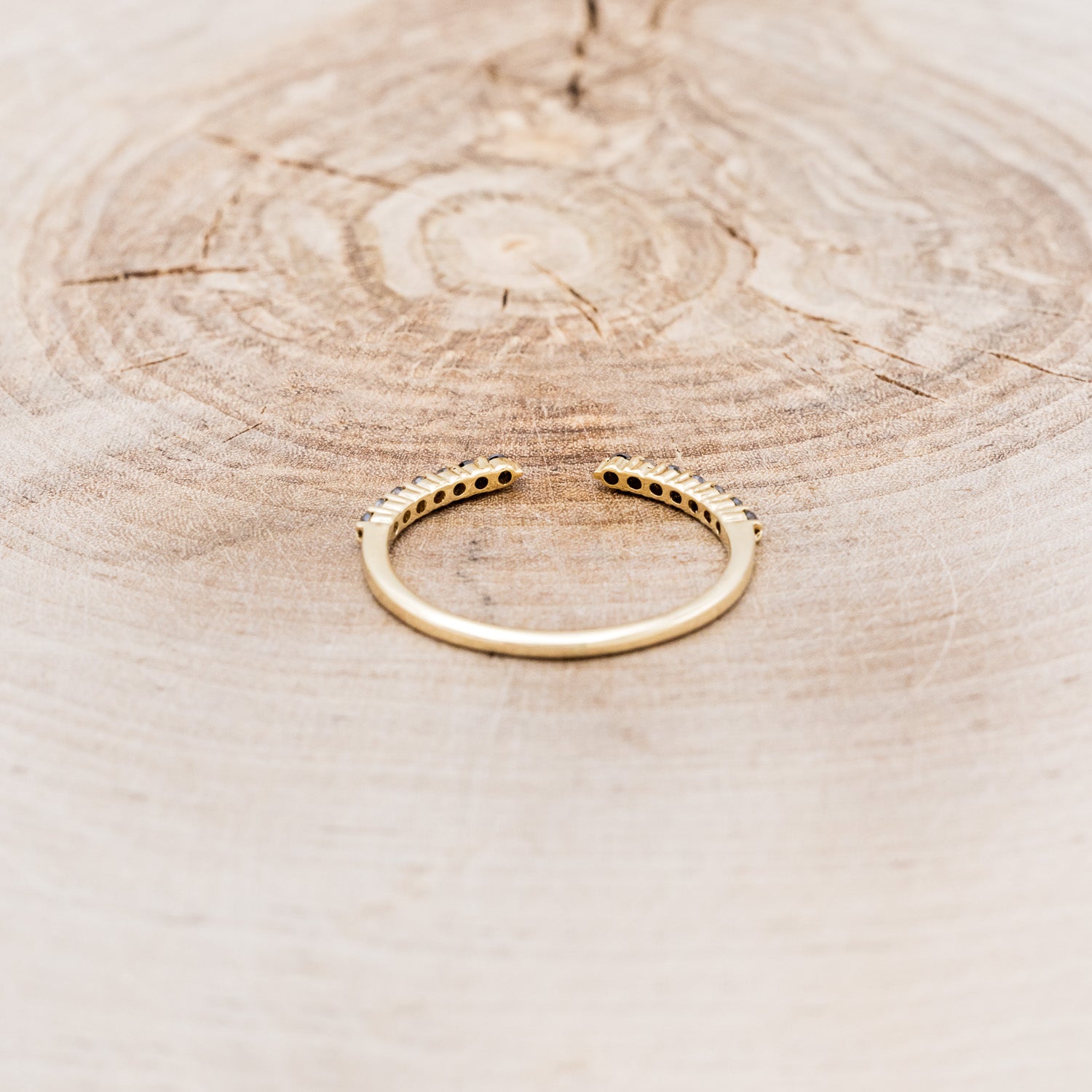 "ALEXA" - SOLITAIRE ENGAGEMENT RING WITH BLACK DIAMOND CUFF TRACER - MOUNTING ONLY - SELECT YOUR OWN STONE-17