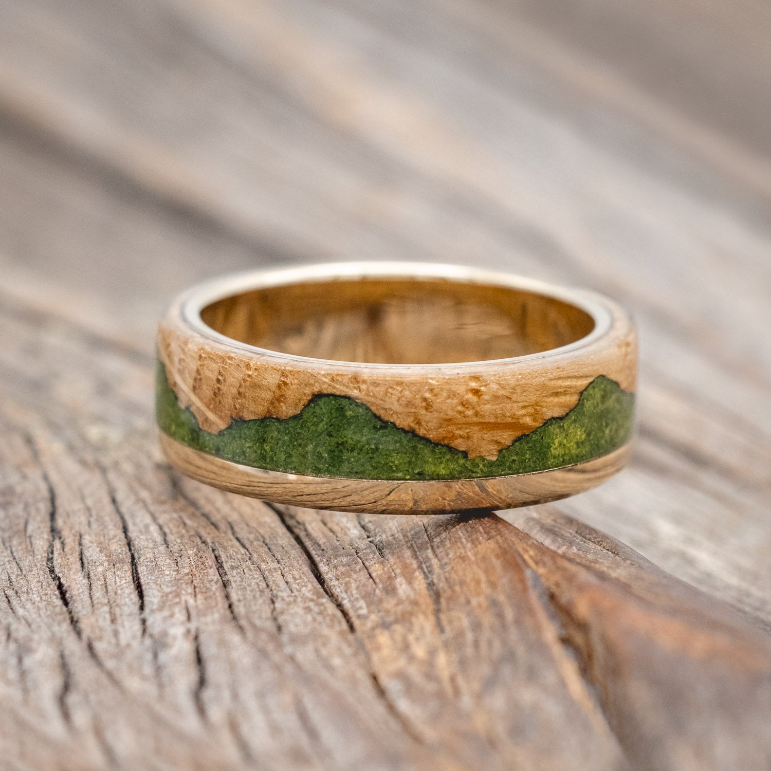 "EZRA" - WHISKEY BARREL OAK WITH MOSS WEDDING RING-Staghead Designs