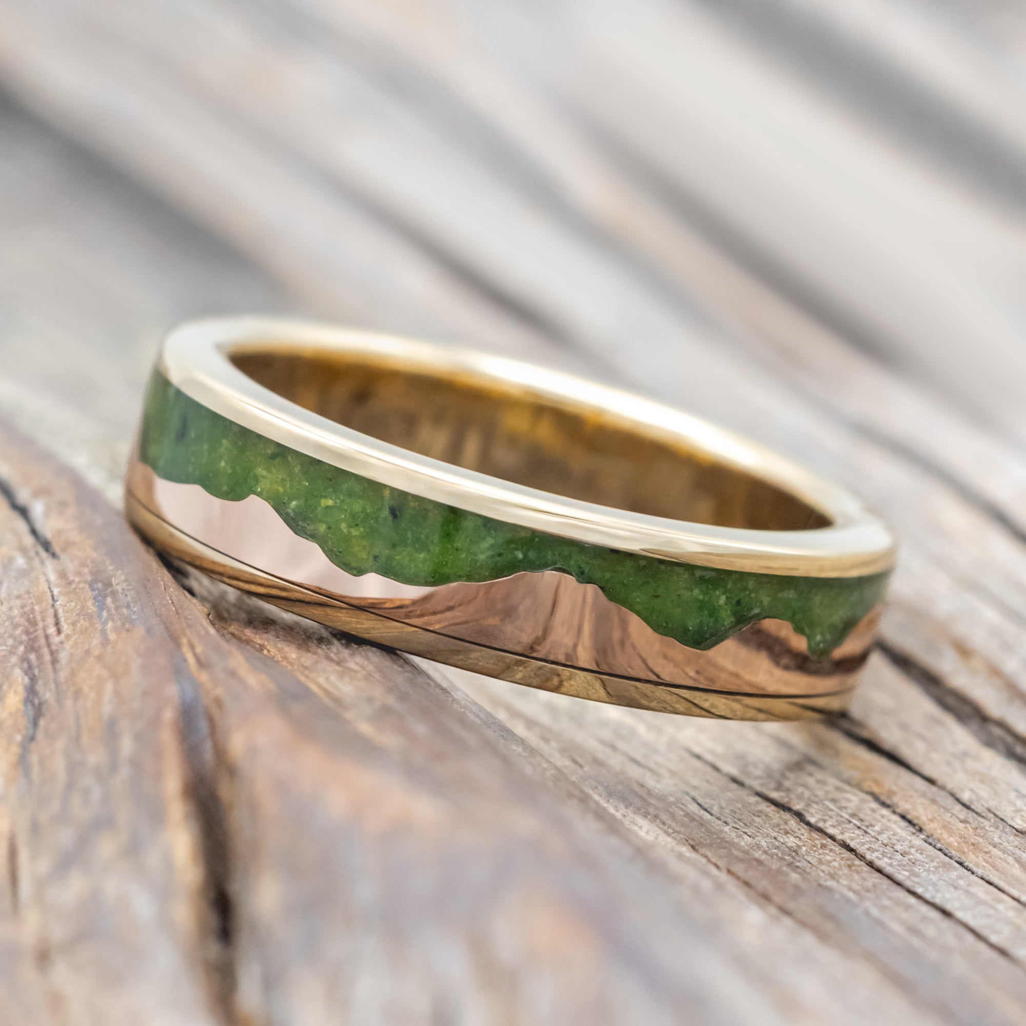 "HELIOS" - MOSS & 14K GOLD MOUNTAIN RANGE WEDDING BAND-Staghead Designs