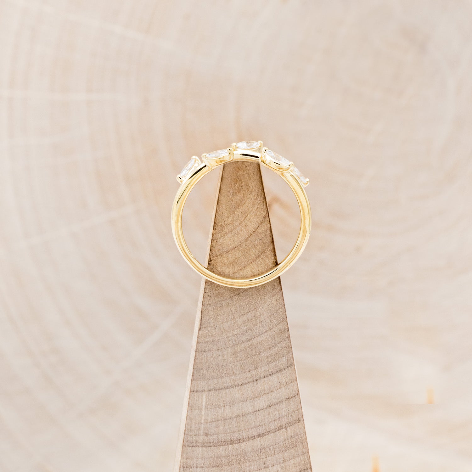 "IDHAL" - MARQUISE DIAMOND LEAF RING WITH 14K GOLD-18