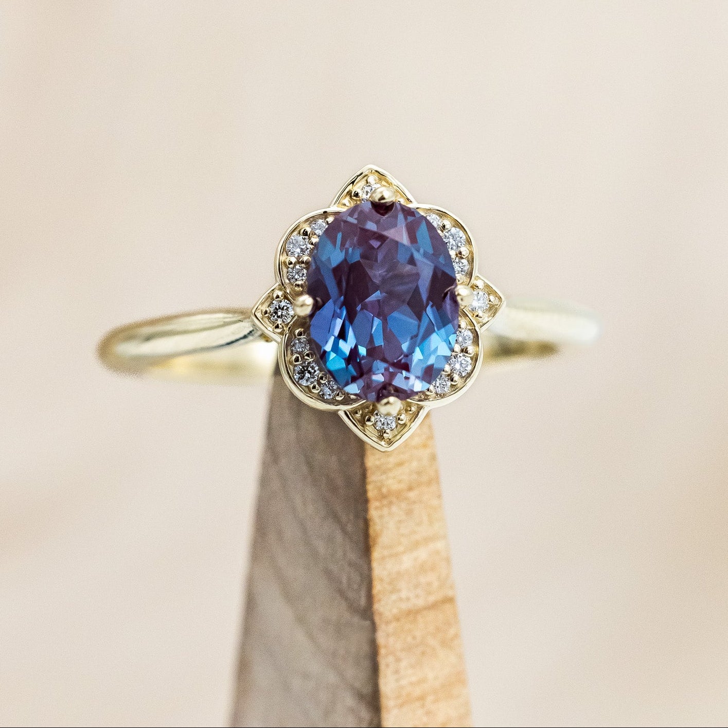 "JANE" - OVAL LAB-GROWN ALEXANDRITE ENGAGEMENT RING WITH DIAMONDS ACCENTS-Staghead Designs