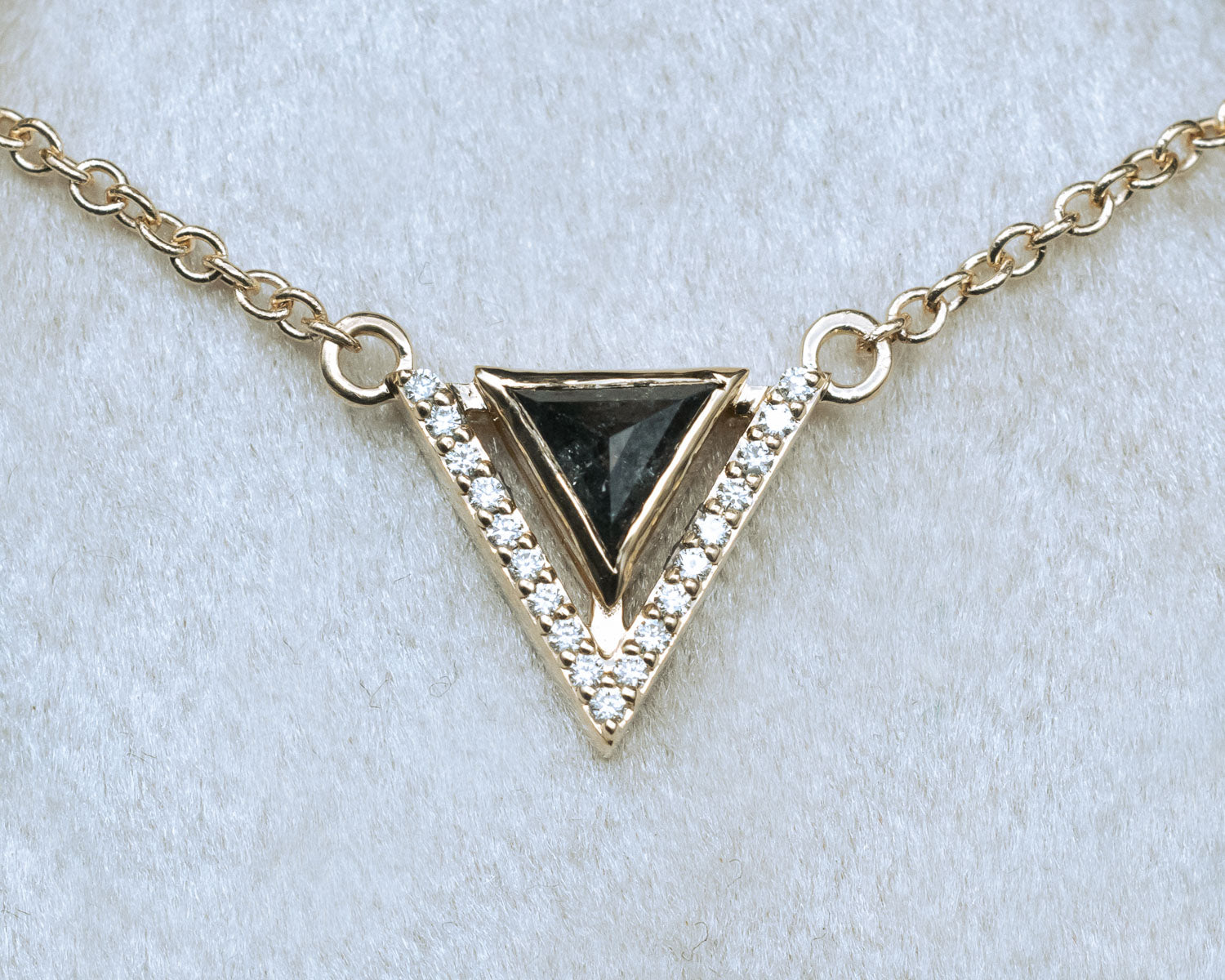 "JENNY" NECKLACE WITH SALT AND PEPPER DIAMOND-Staghead Designs