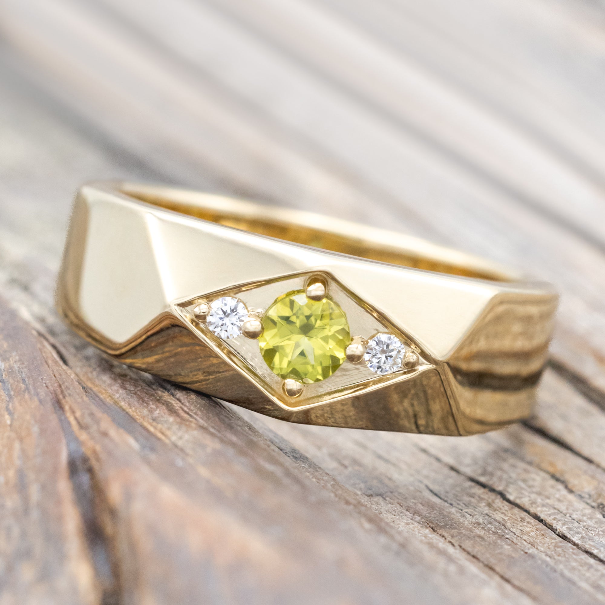 MEN'S ROUND CUT ENGAGEMENT RING WITH DIAMOND ACCENTS-Staghead Designs