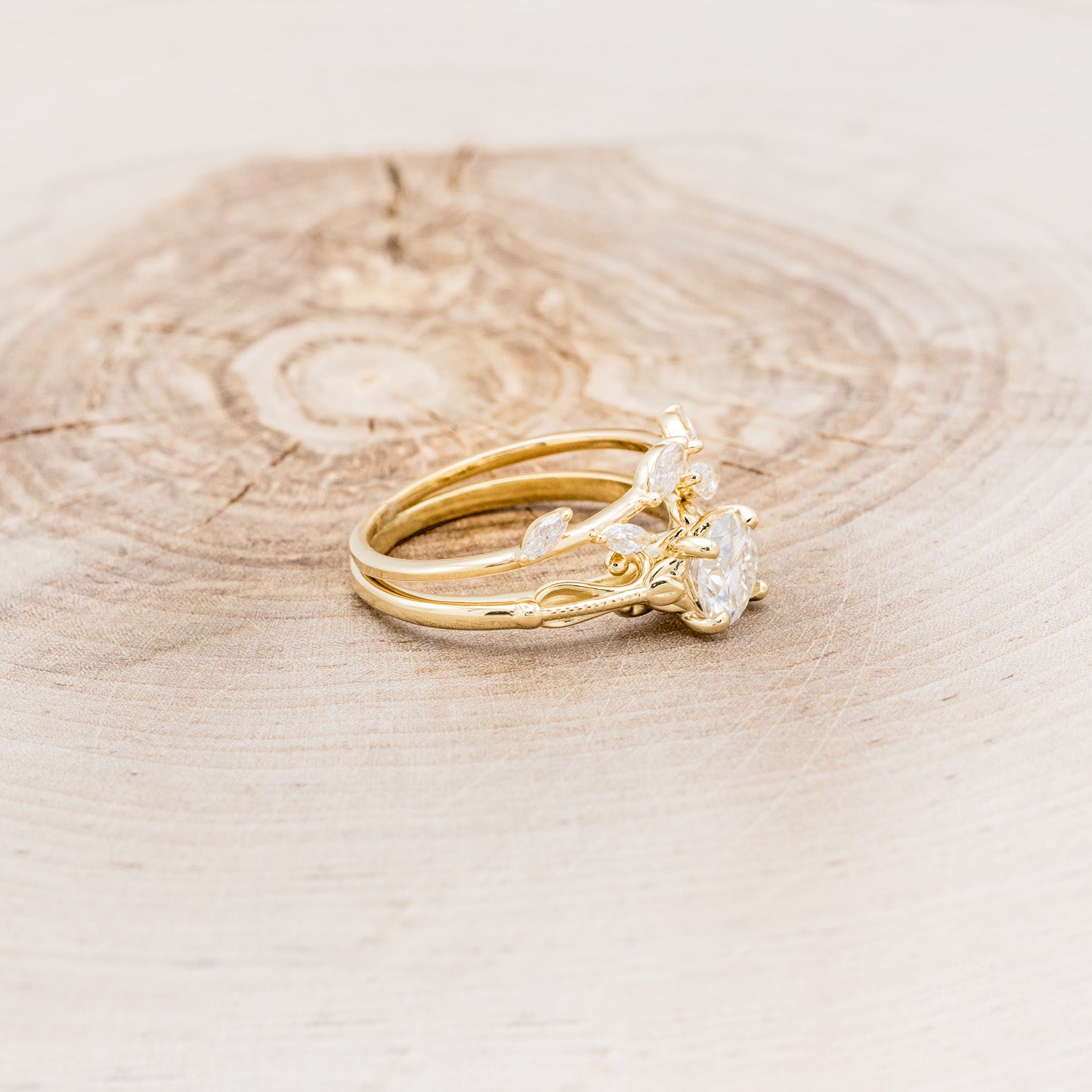 "ROSEMARY" - FLORAL-STYLE ENGAGEMENT RING WITH ROUND CUT MOISSANITE & DIAMOND TRACER-2