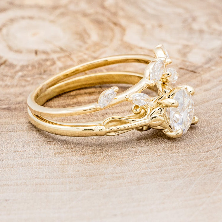 "ROSEMARY" - FLORAL-STYLE ENGAGEMENT RING WITH ROUND CUT MOISSANITE & DIAMOND TRACER-2