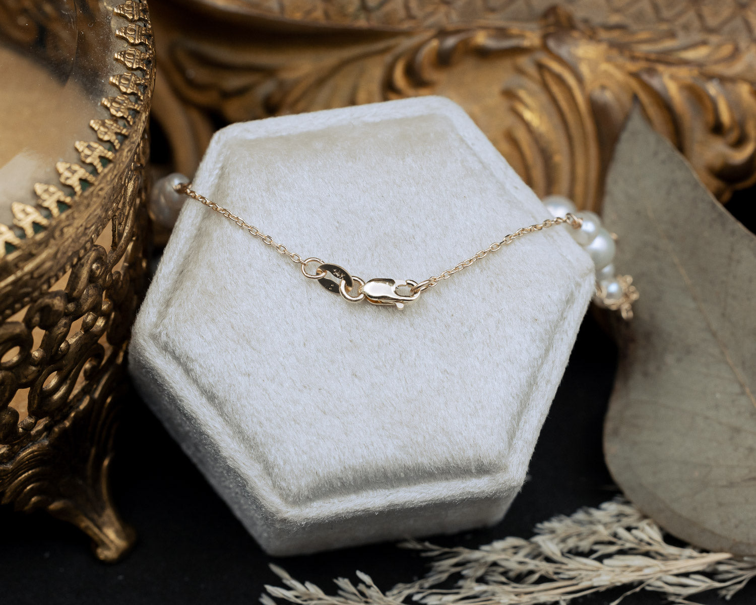 14K GOLD NECKLACE WITH CULTURED WHITE FRESHWATER PEARLS-Staghead Designs