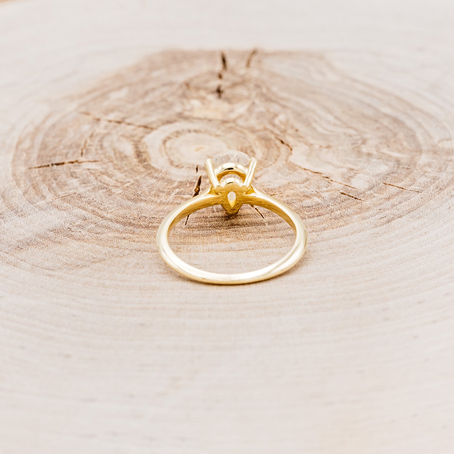 SOLITAIRE PEAR MOONSTONE ENGAGEMENT RING-5