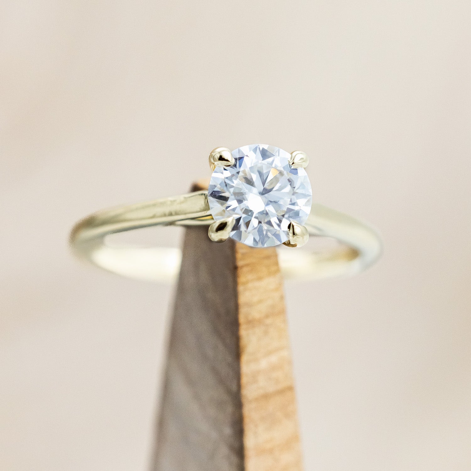 4 PRONG ROUND CUT MOISSANITE SOLITAIRE ENGAGEMENT RING-Staghead Designs