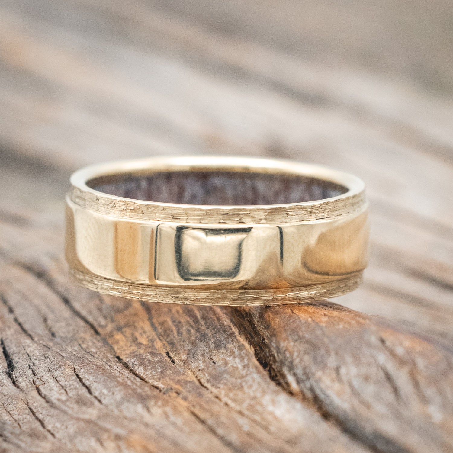 "SEDONA" - ANTLER LINED WEDDING RING WITH HAMMERED EDGES-Staghead Designs