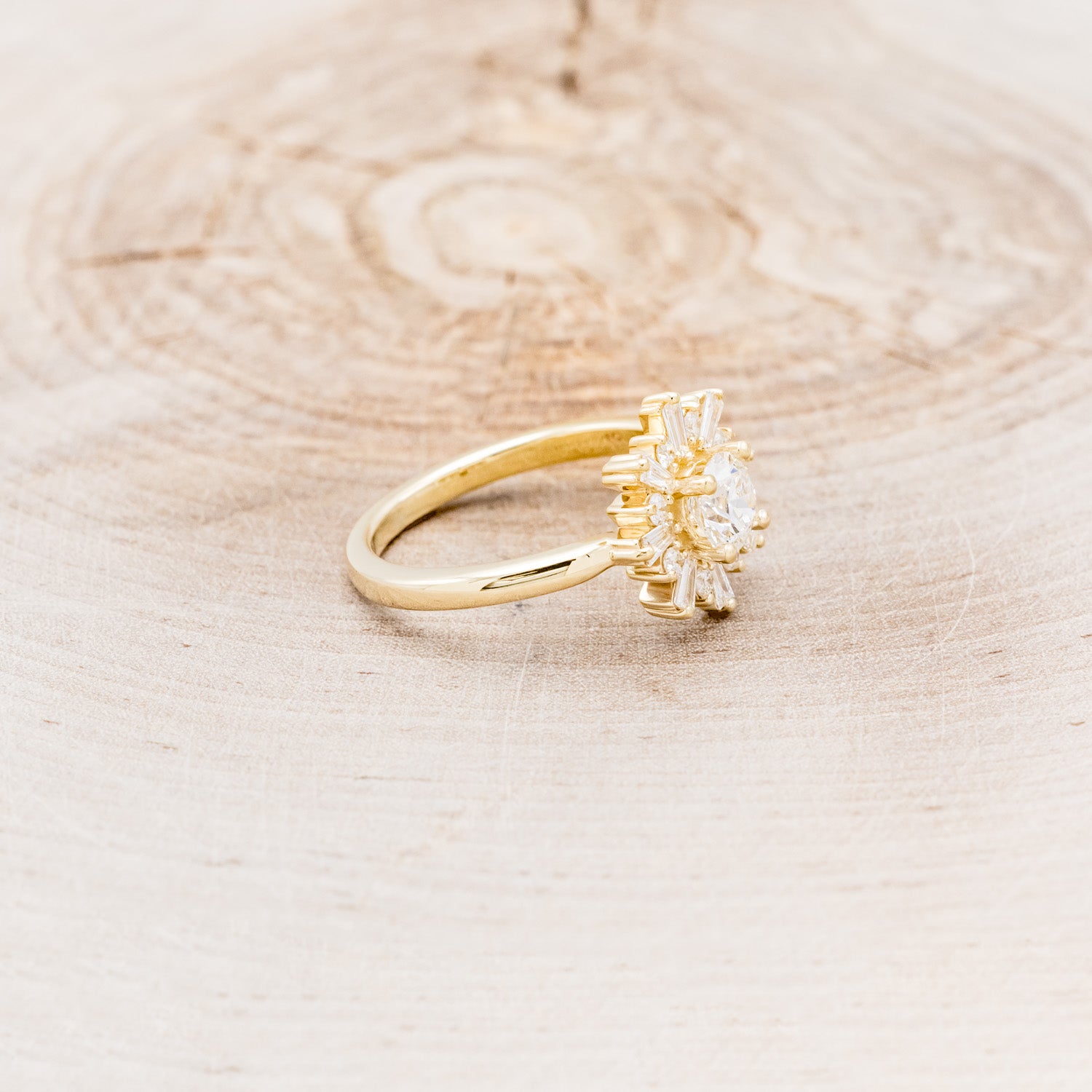 "SEREN" - ROUND CUT MOISSANITE ENGAGEMENT RING WITH DIAMOND HALO-2