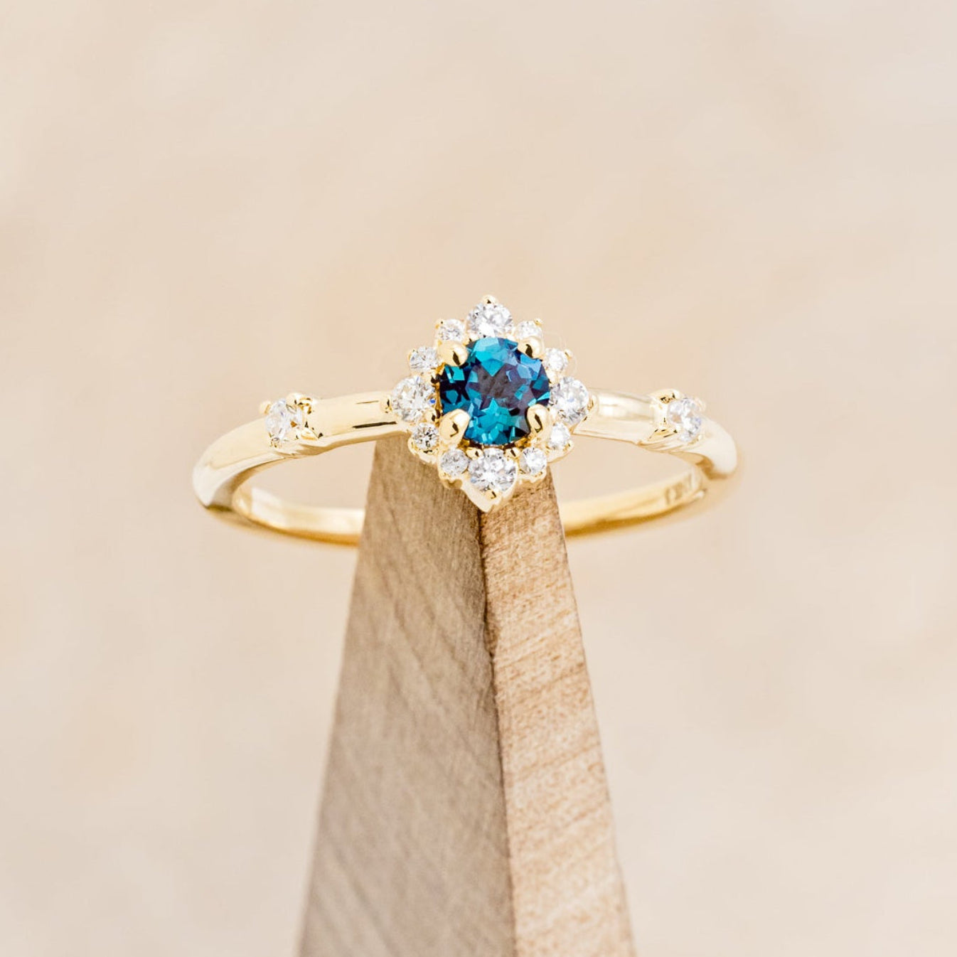 "STARLA" - ROUND CUT LAB-GROWN ALEXANDRITE ENGAGEMENT RING WITH STARBURST DIAMOND HALO-13