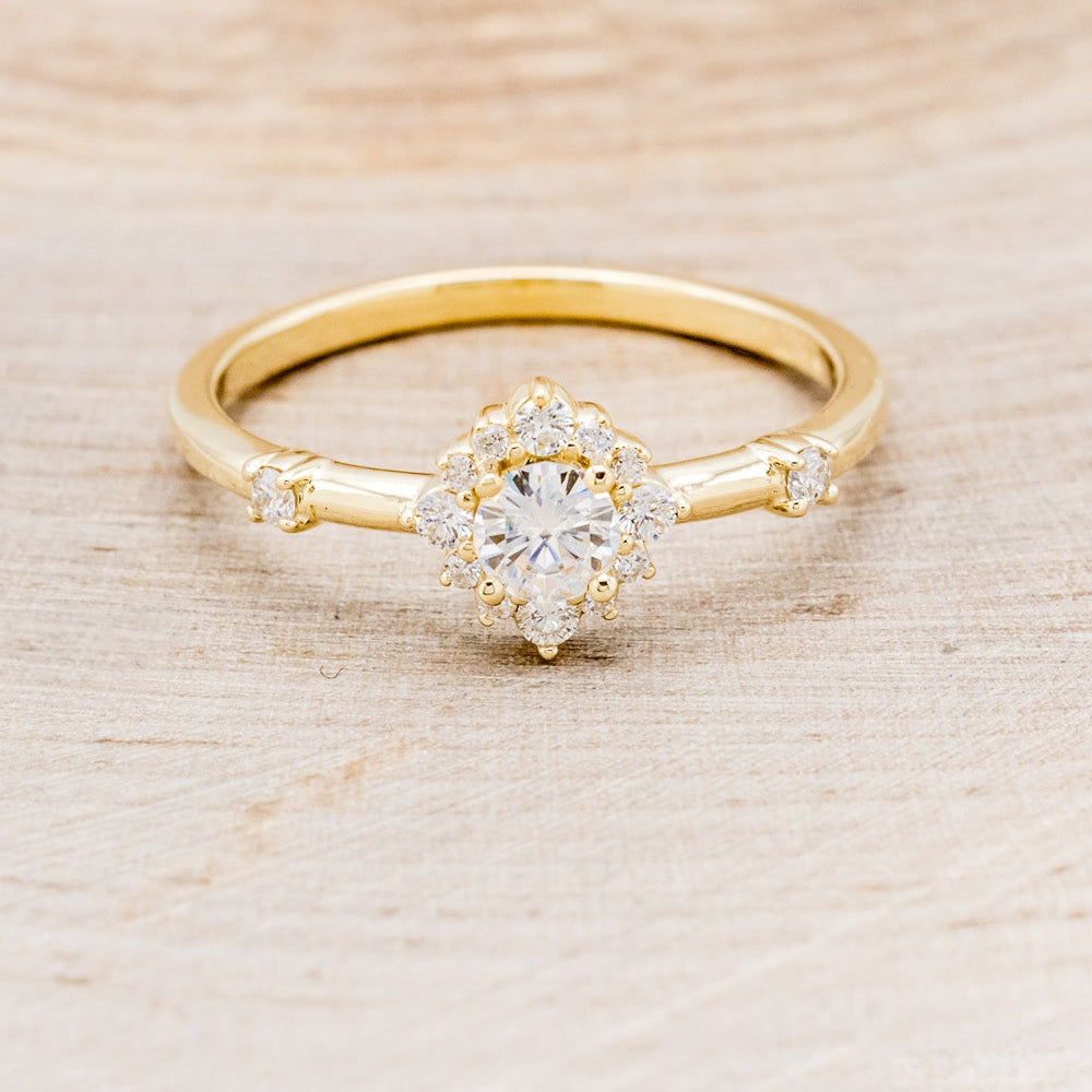 "STARLA" - ROUND CUT MOISSANITE ENGAGEMENT RING WITH STARBURST DIAMOND HALO-4