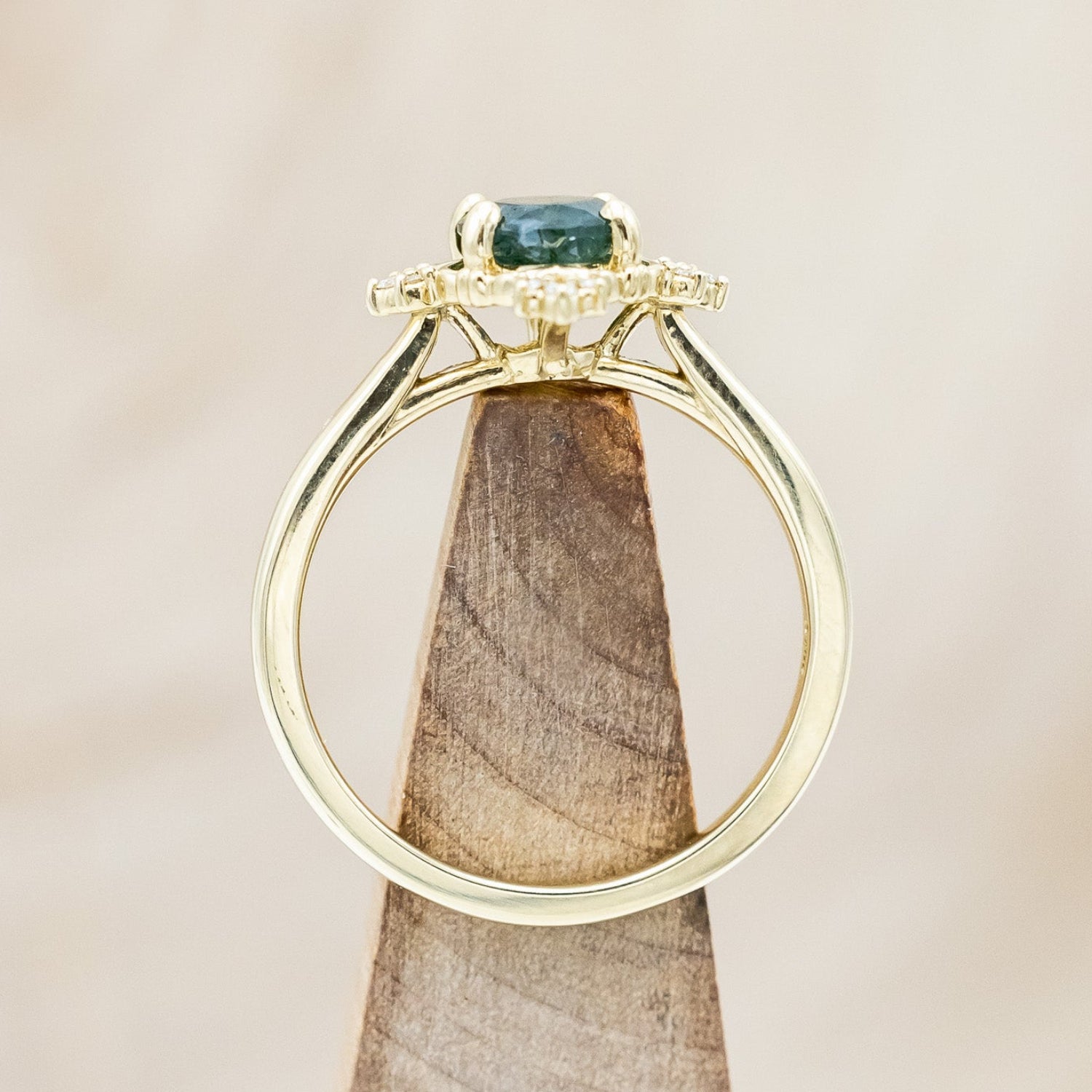 "TREVA" - OVAL MOSS AGATE ENGAGEMENT RING WITH DIAMOND ACCENTS & "MELODY" TRACER-Staghead Designs