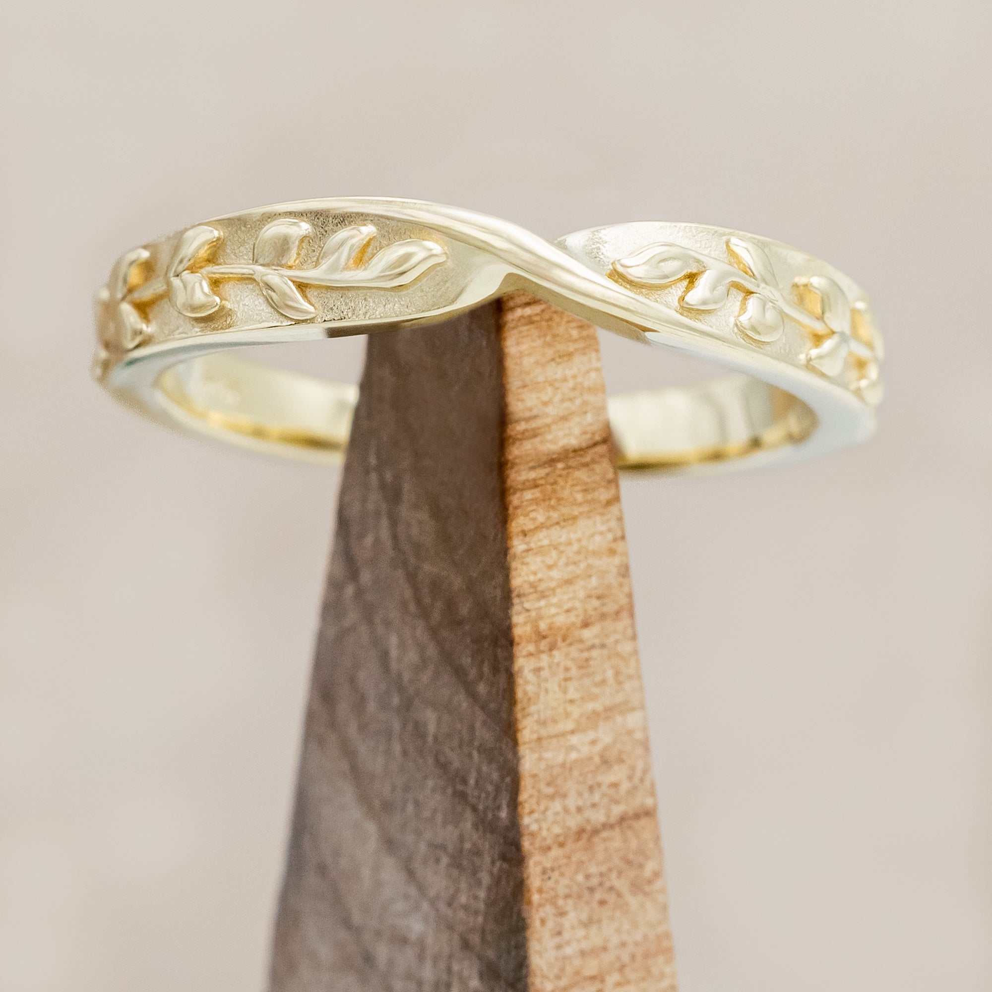 TWISTED LEAF STACKING BAND-Staghead Designs