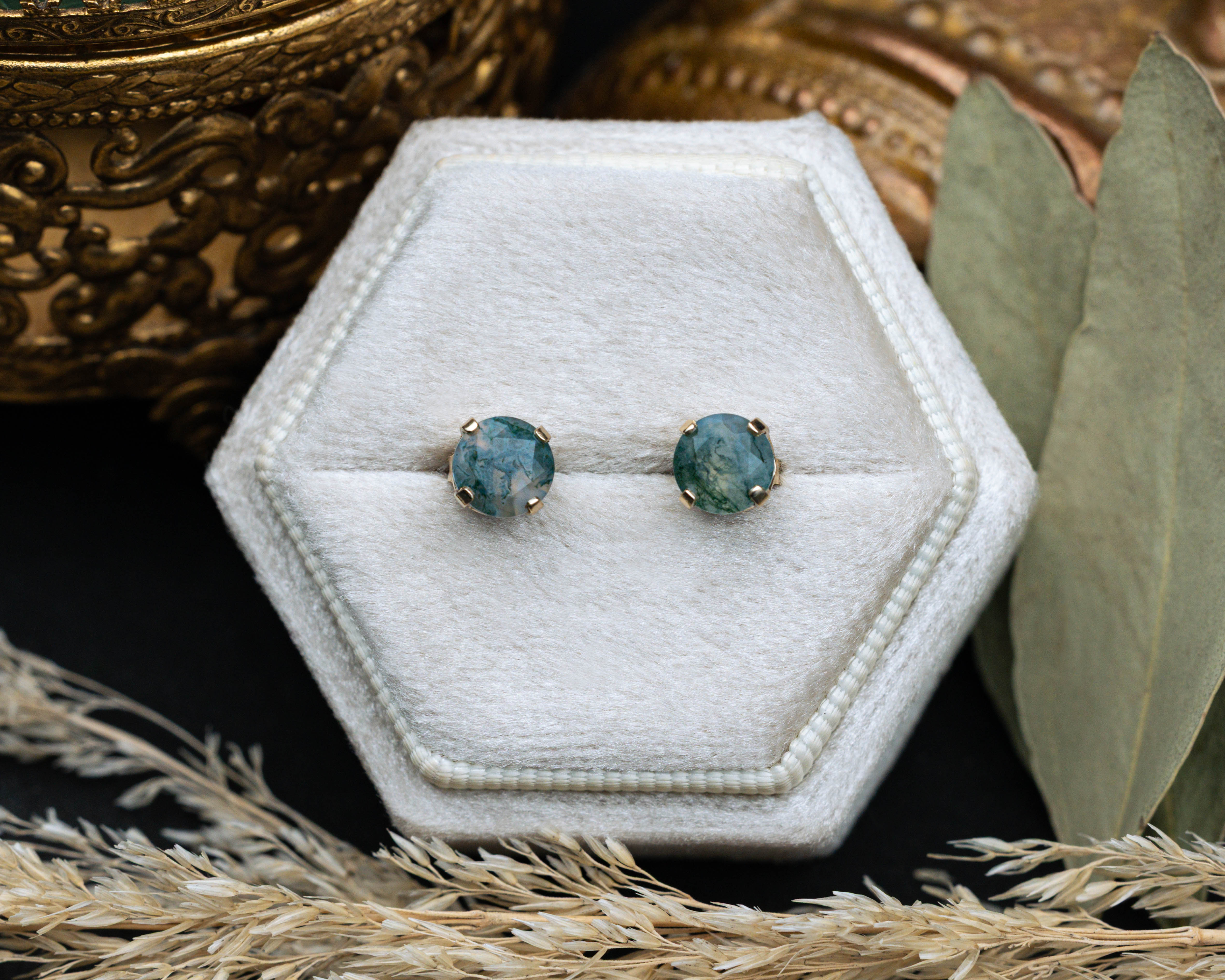 ROUND MOSS AGATE STUD EARRINGS IN 14K GOLD-Staghead Designs