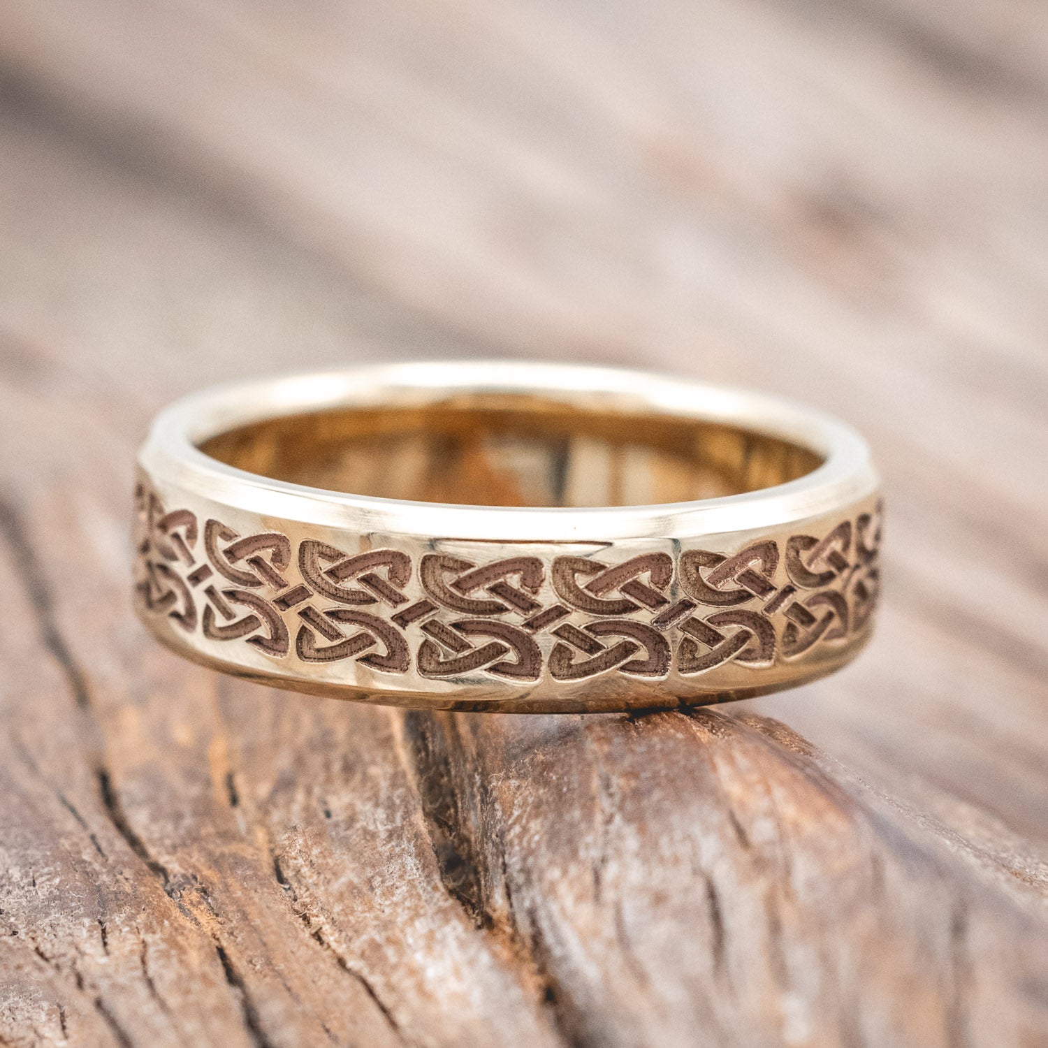 CELTIC LOVE KNOT ENGRAVED WEDDING BAND-Staghead Designs
