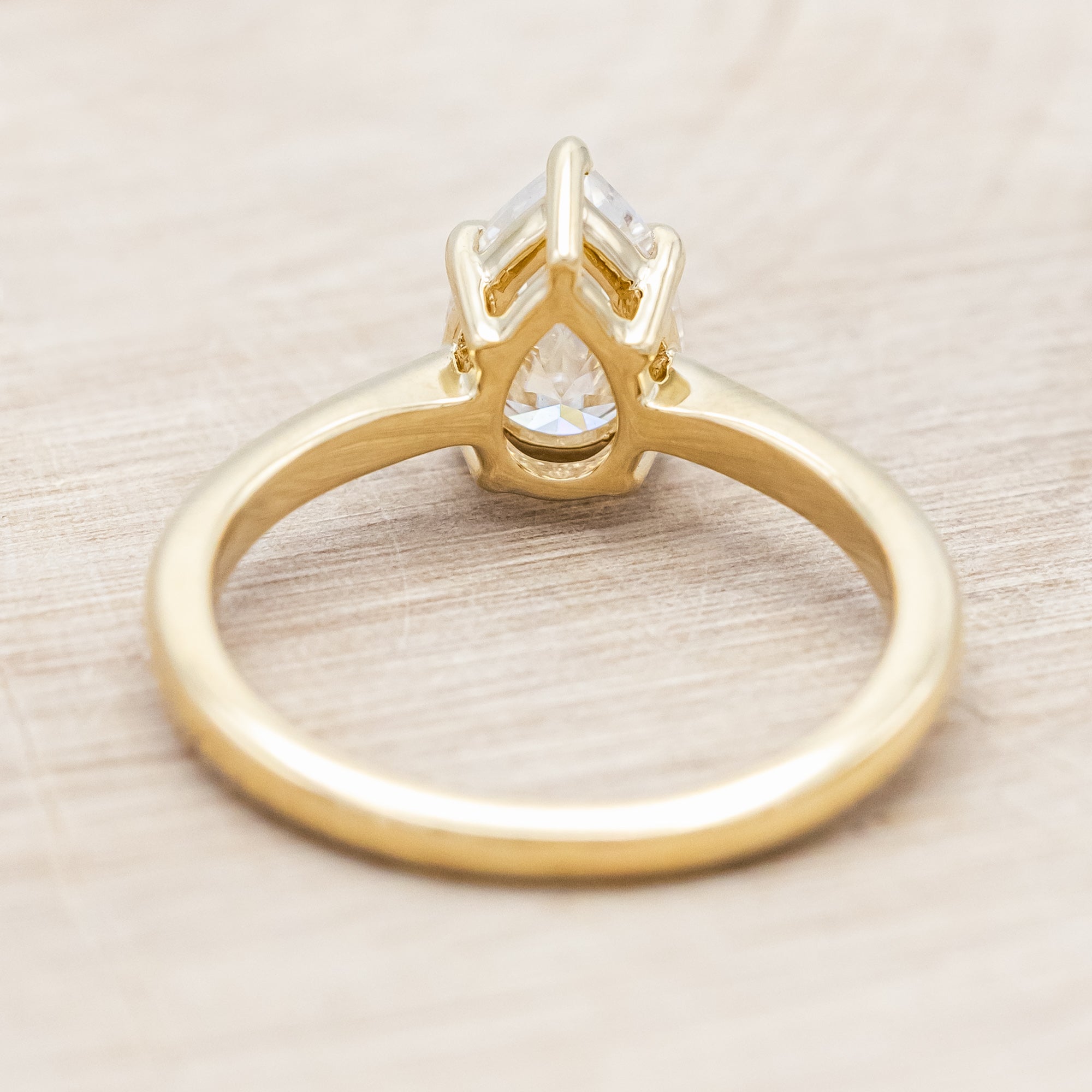 SOLITAIRE PEAR CUT MOISSANITE ENGAGEMENT RING WITH ORANGE & BLUE OPAL INLAID RING GUARD-Staghead Designs