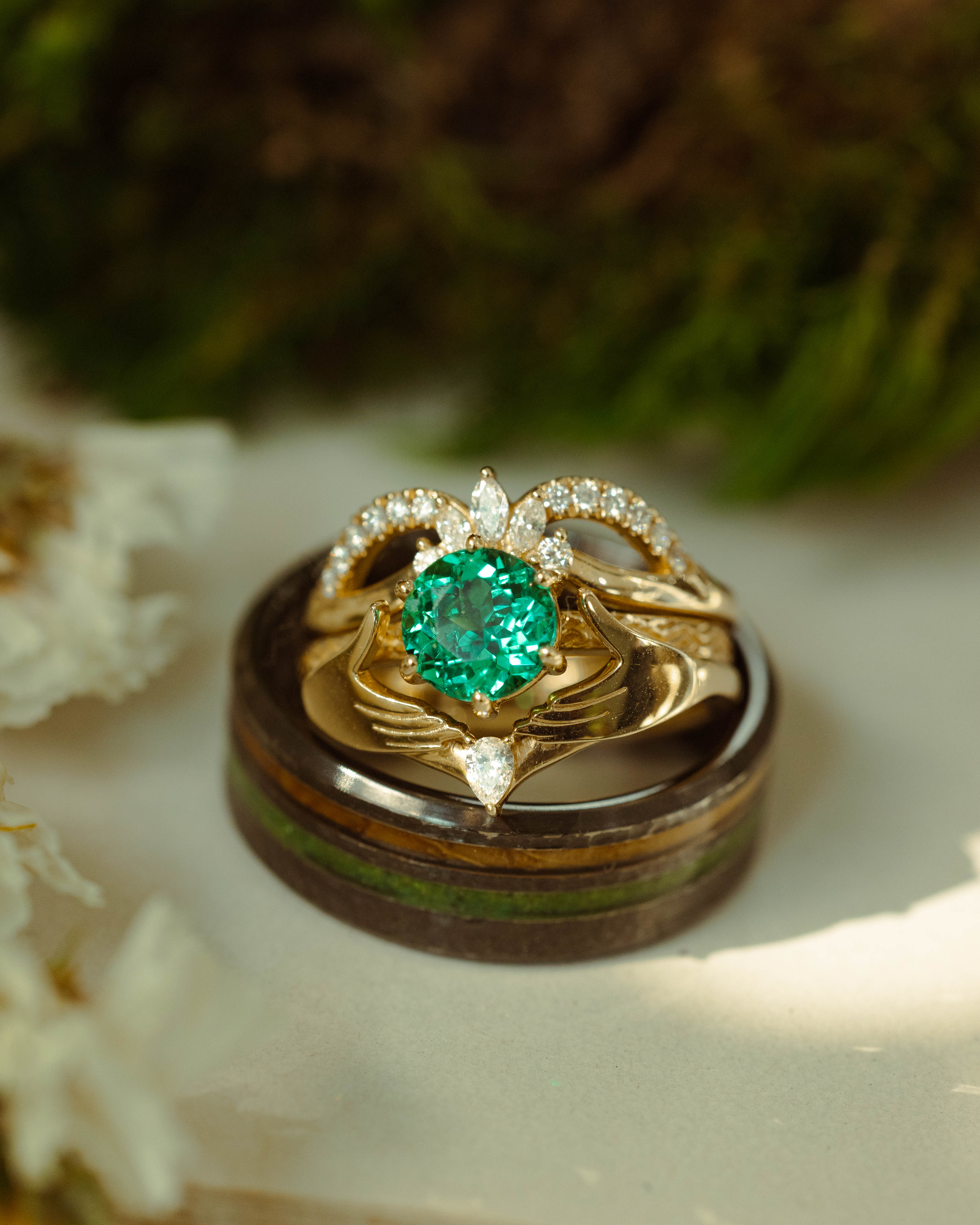 CLADDAGH BRIDAL SUITE - ROUND CUT SOLITAIRE ENGAGEMENT RING WITH DIAMOND ACCENT TRACER & CLADDAGH TRACER-Staghead Designs