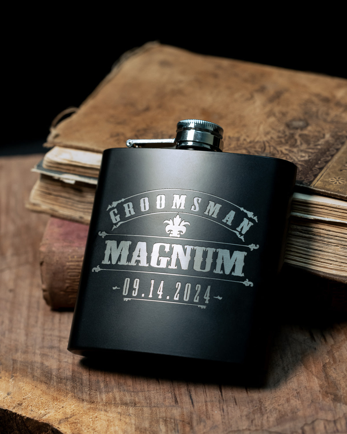 CUSTOM ENGRAVED FLASK-Staghead Designs