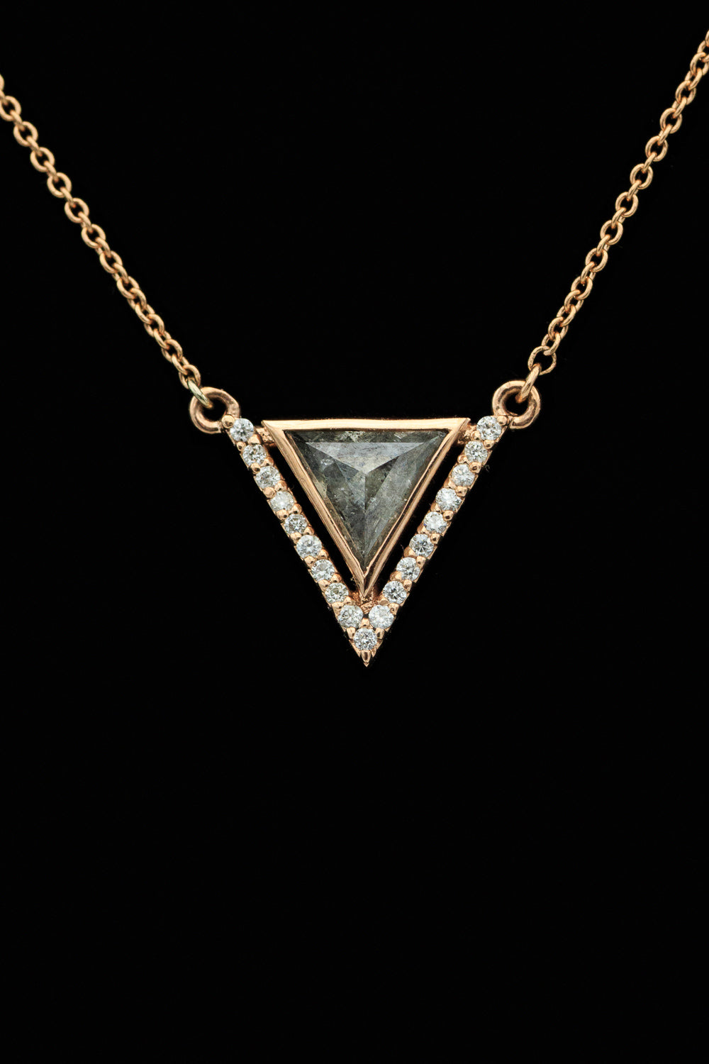 "JENNY FROM THE BLOCK" NECKLACE WITH SALT AND PEPPER DIAMOND-4