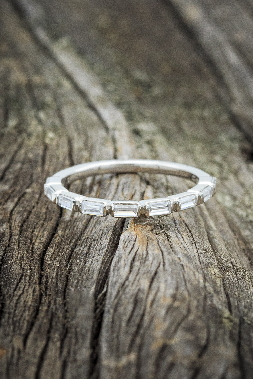 BAGUETTE CUT DIAMONDS WEDDING BAND-2