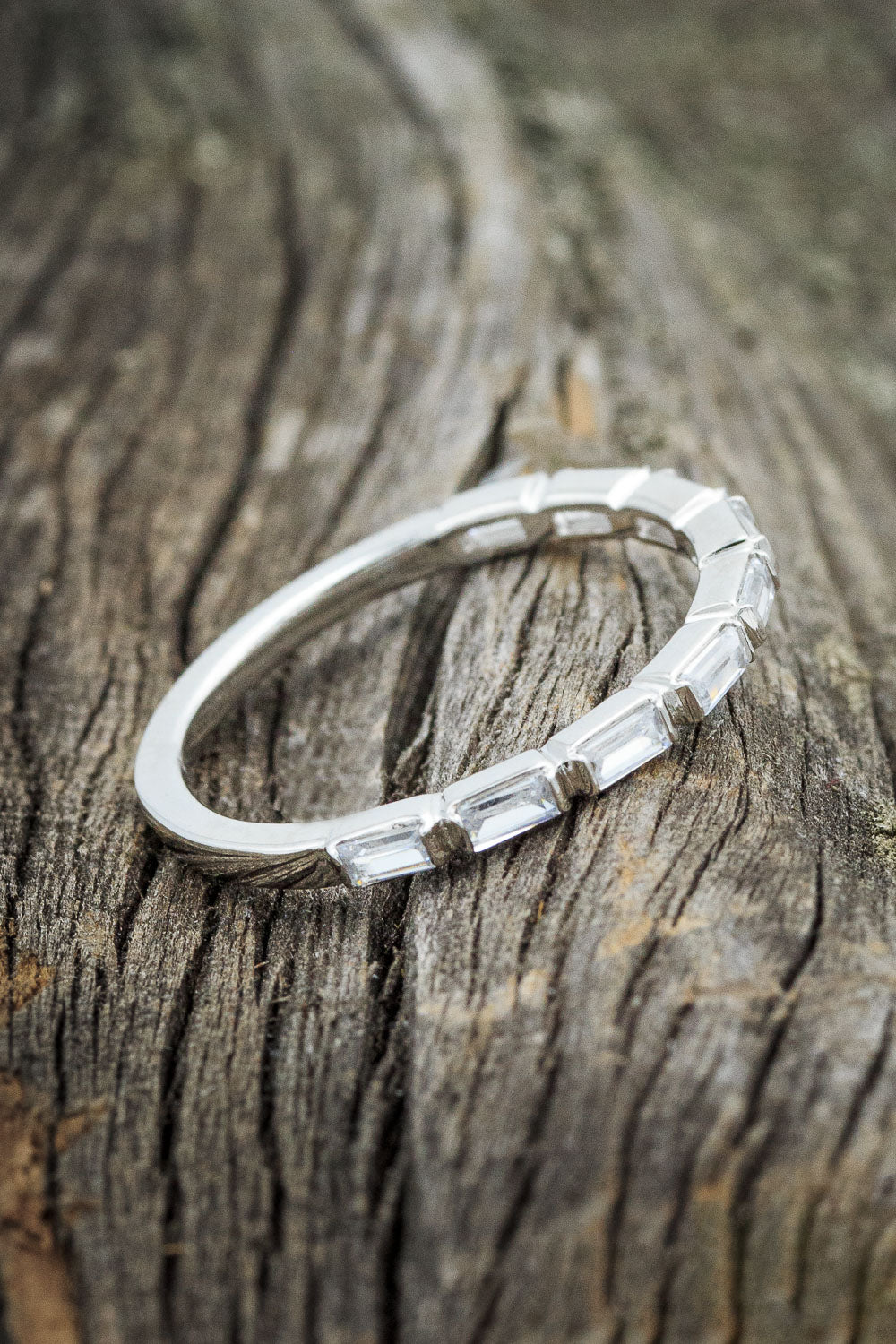 BAGUETTE CUT DIAMONDS WEDDING BAND-4