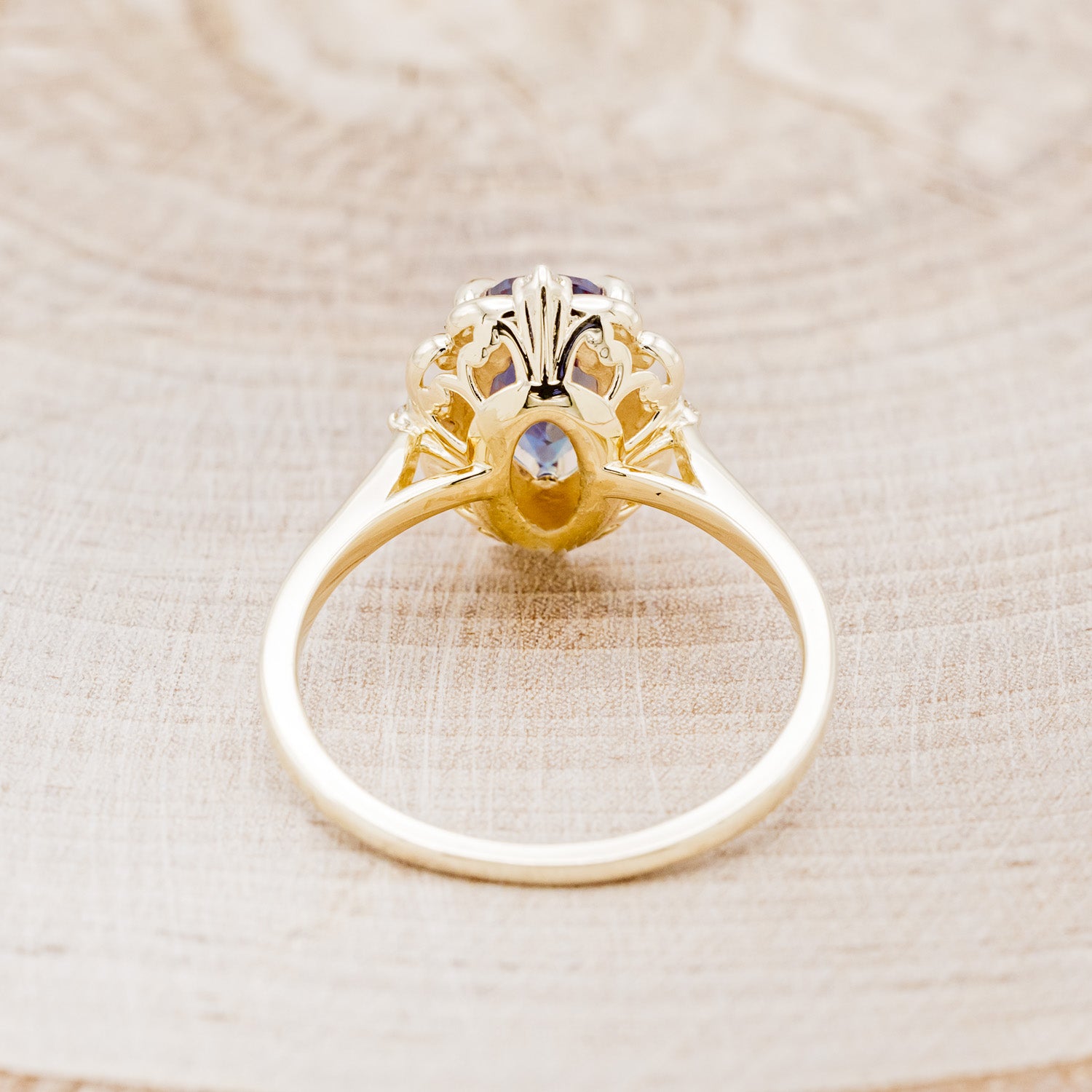 "VERA" - PEAR SHAPED LAB-GROWN ALEXANDRITE ENGAGEMENT RING WITH DIAMOND ACCENTS-18