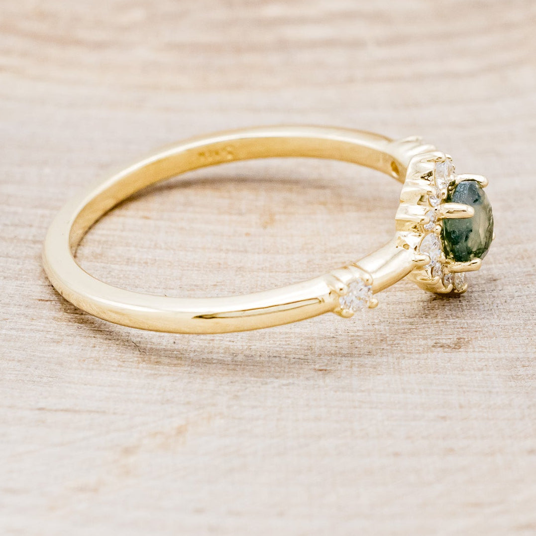 "STARLA" - ROUND CUT MOSS AGATE ENGAGEMENT RING WITH A STARBURST DIAMOND HALO-2