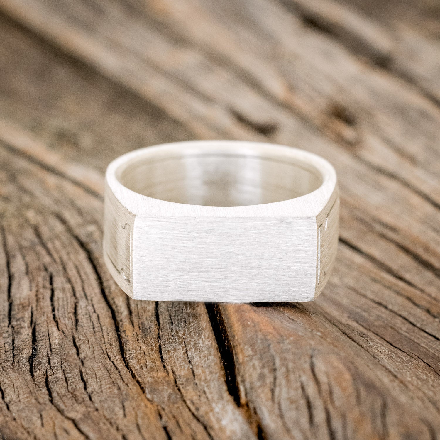 "HEMLOCK" - CUSTOMIZABLE SILVER POISON RING-3